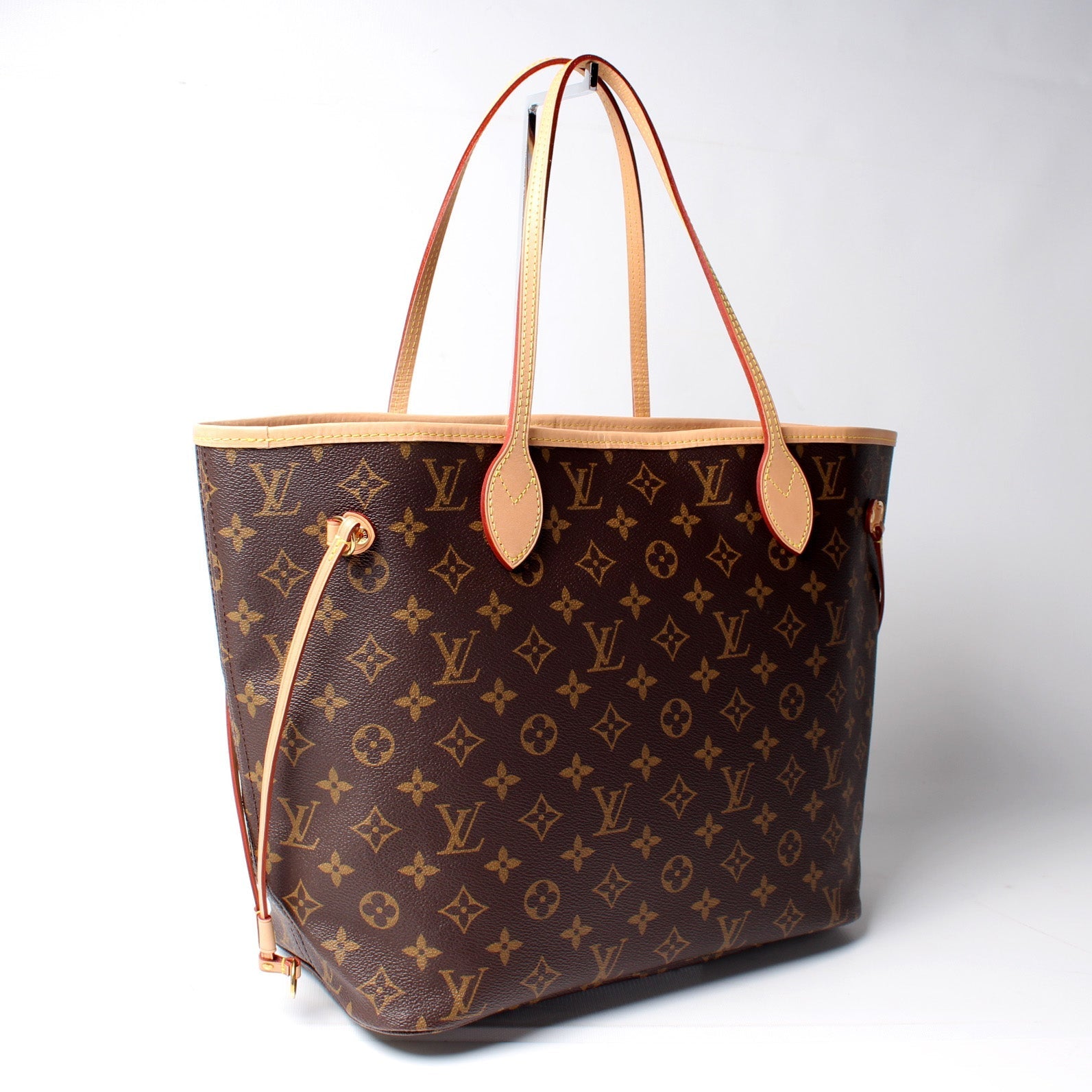 Louis Vuitton Neverfull MM Monogram Tote Bag Monogram 186