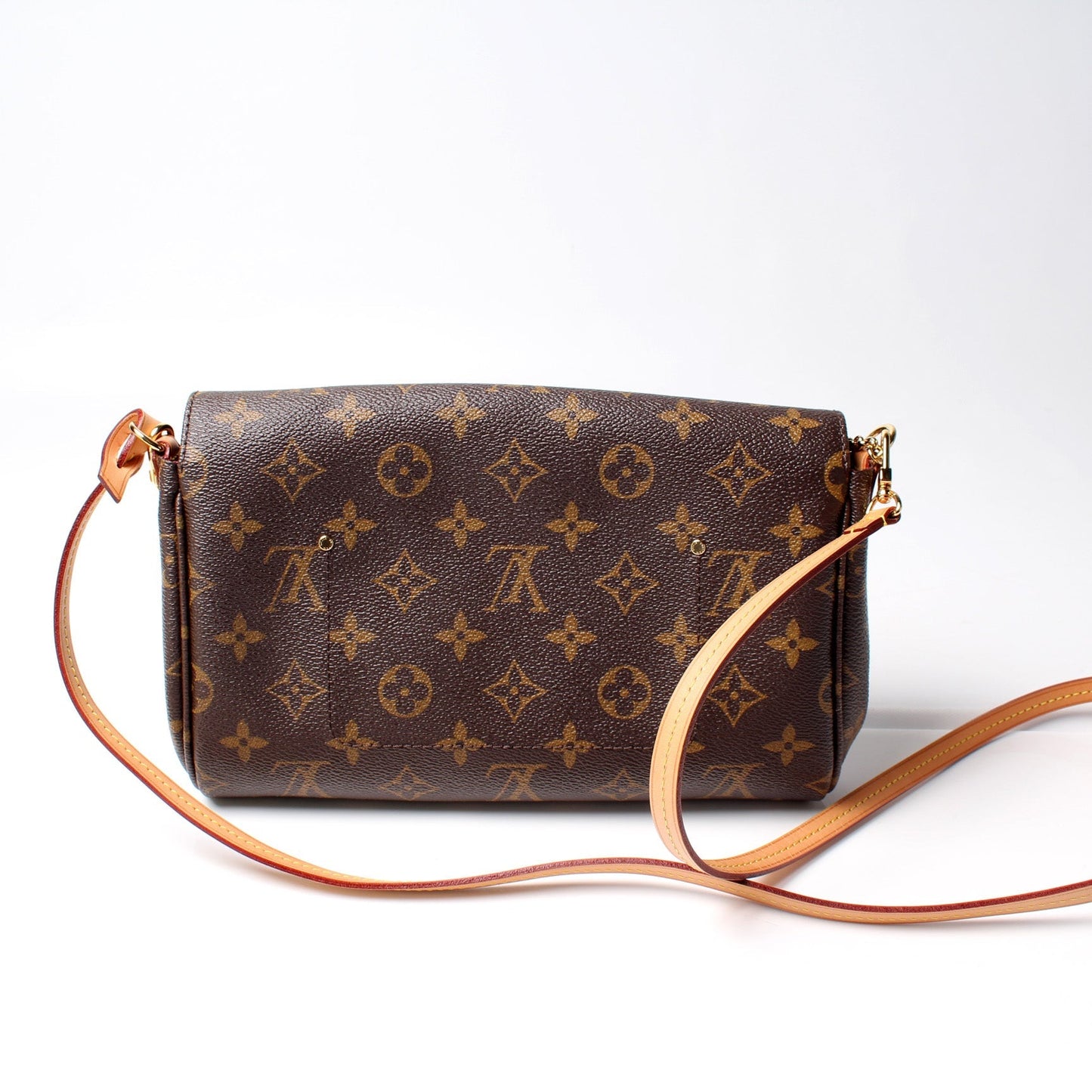 Louis Vuitton Favorite MM Monogram Handbag Monogram 52