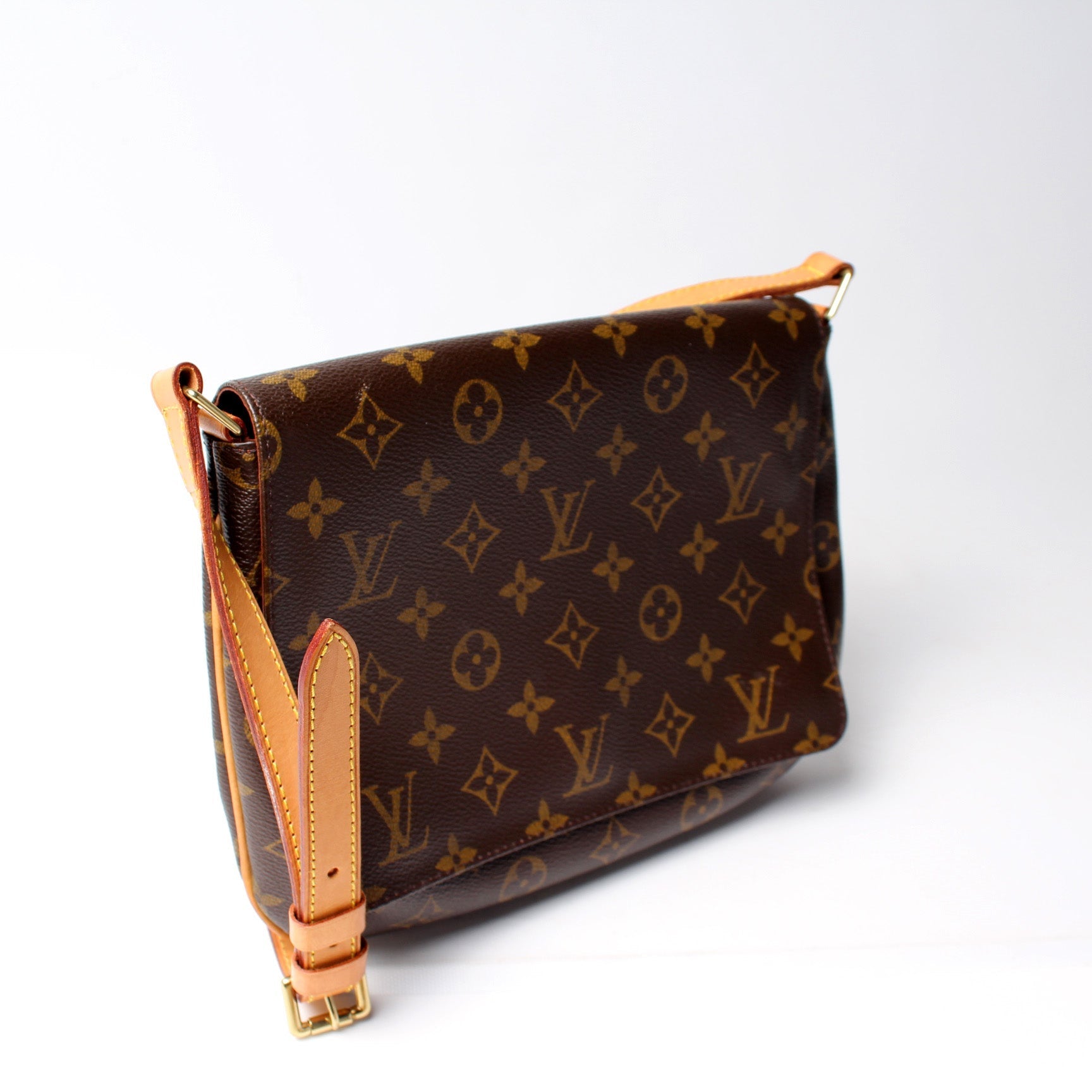 Louis Vuitton M tte Tango Short Monogram Handbag Monogram 3