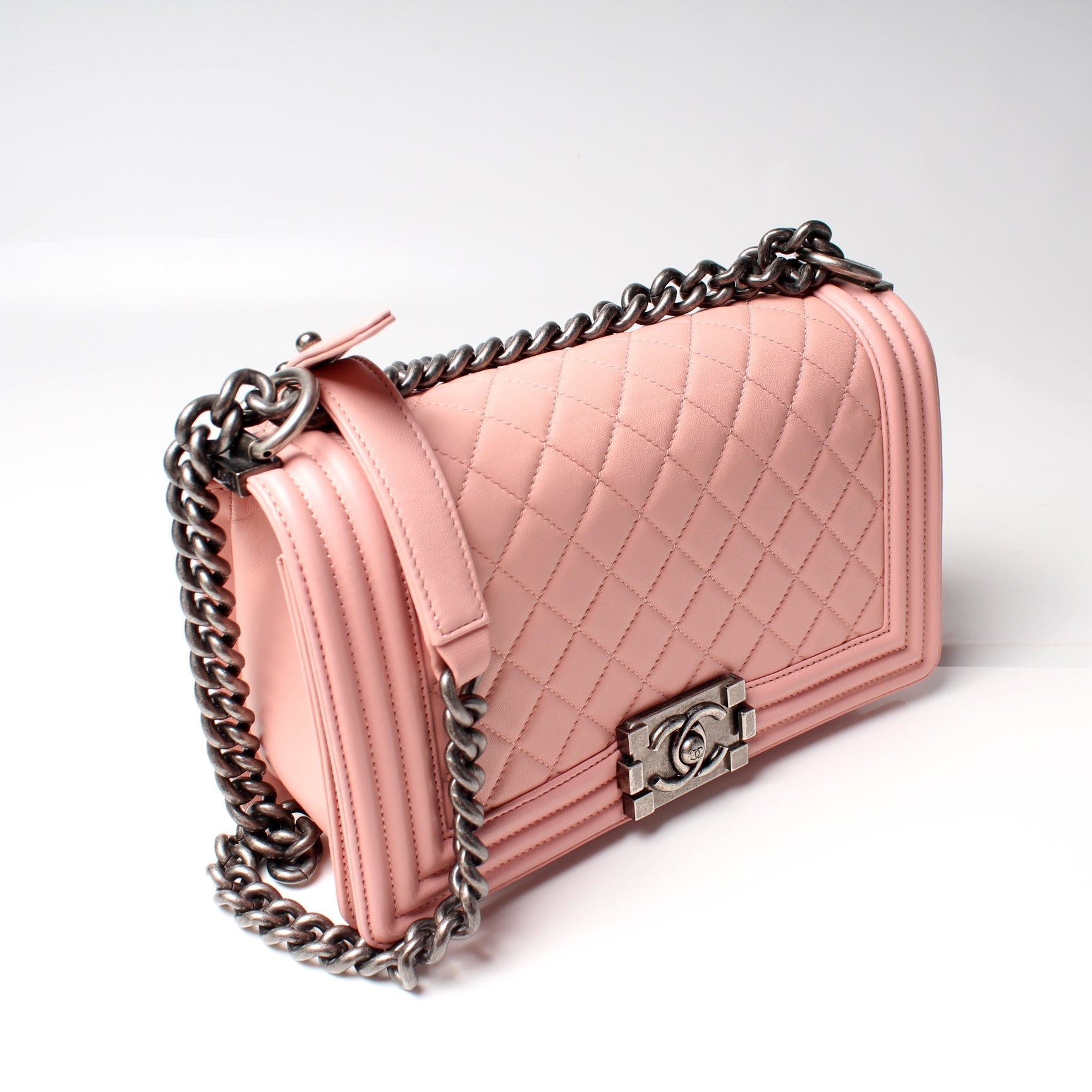Chanel Boy Flap Old Lambskin 20M Handbag