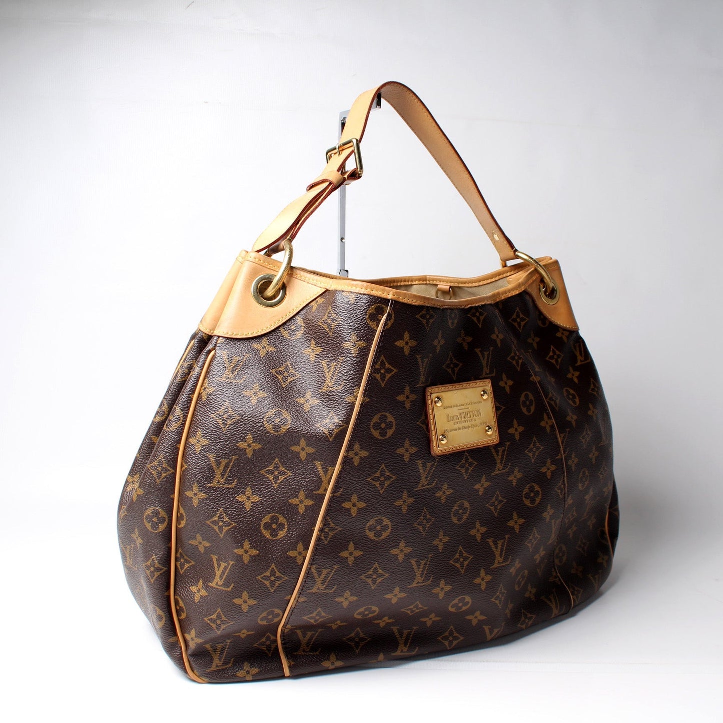 Louis Vuitton Galliera GM Monogram Handbag Monogram 12