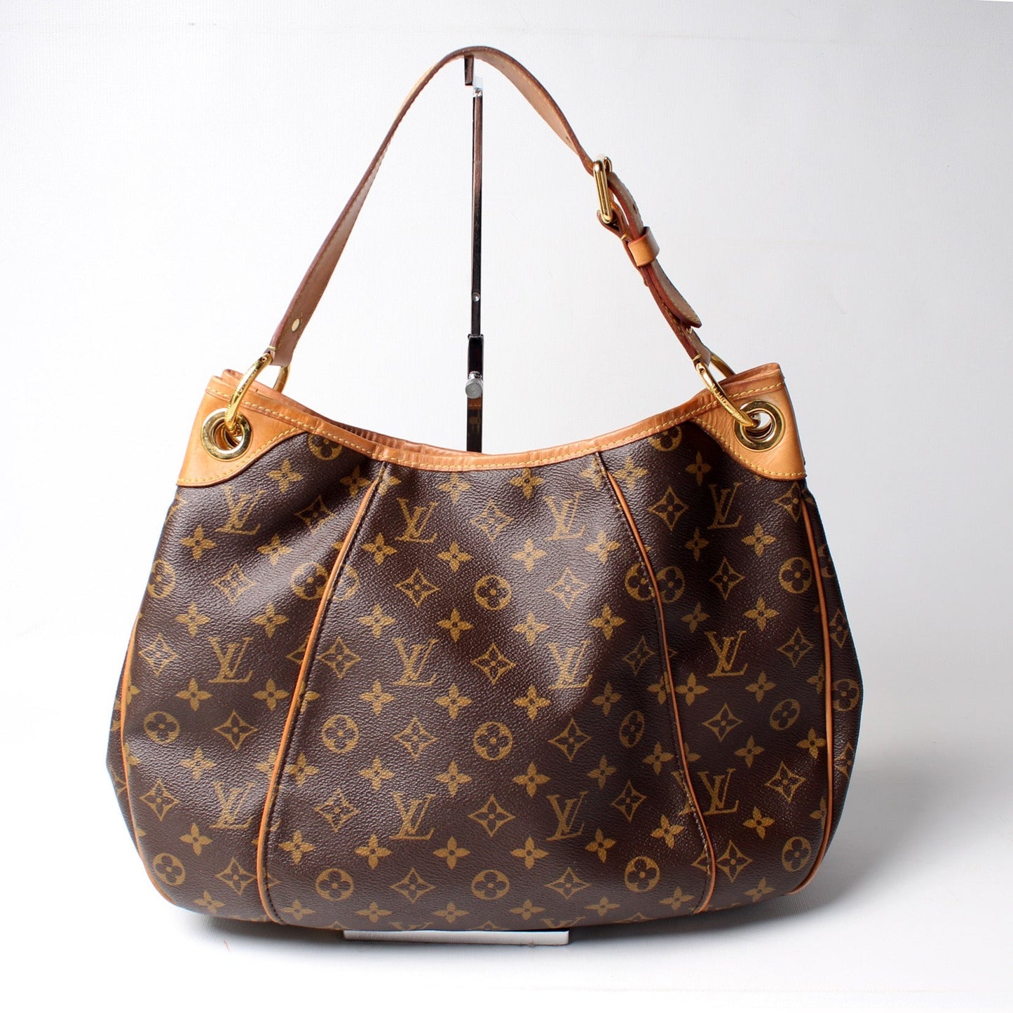 Louis Vuitton Galliera PM Monogram Handbag Monogram 18