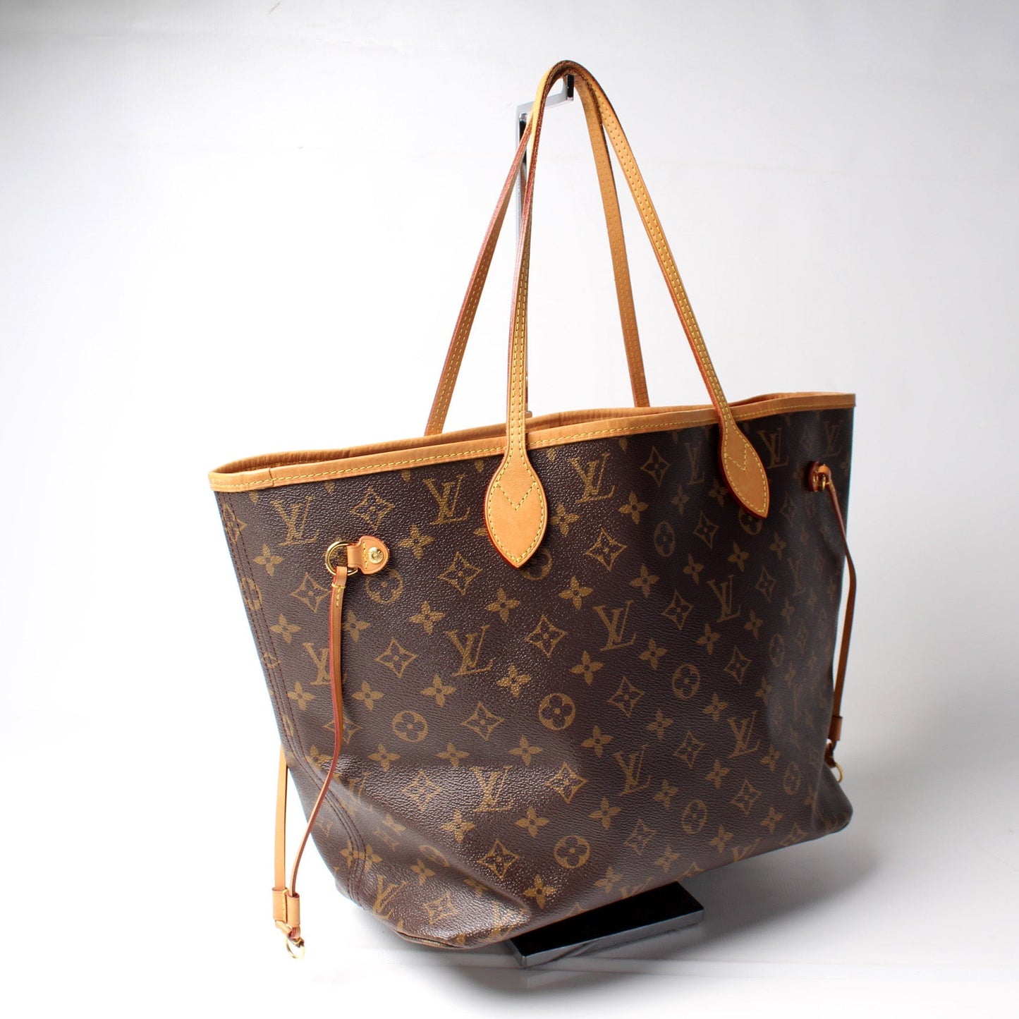 Louis Vuitton Neverfull MM Monogram Tote Bag Monogram 182