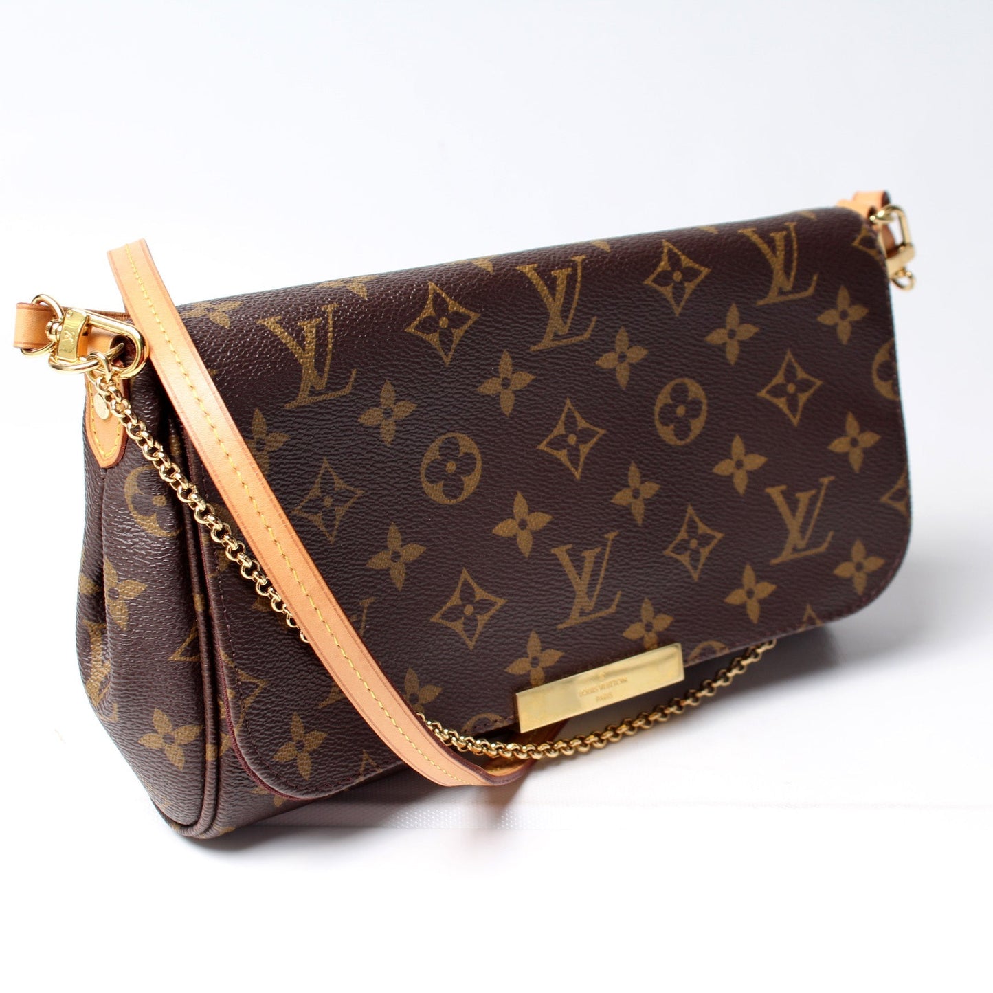 Louis Vuitton Favorite MM Monogram Handbag Monogram 53