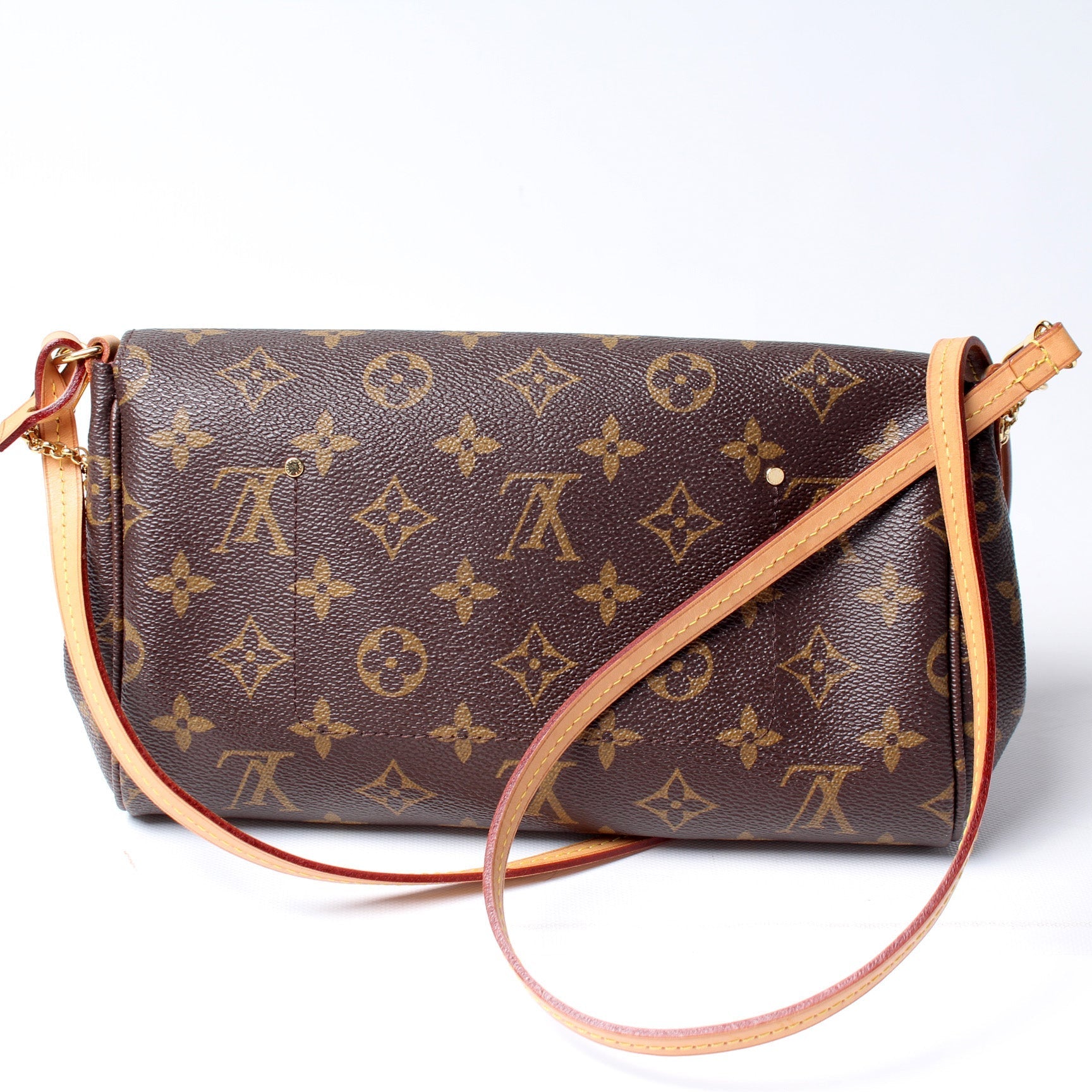 Louis Vuitton Favorite MM Monogram Handbag Monogram 53