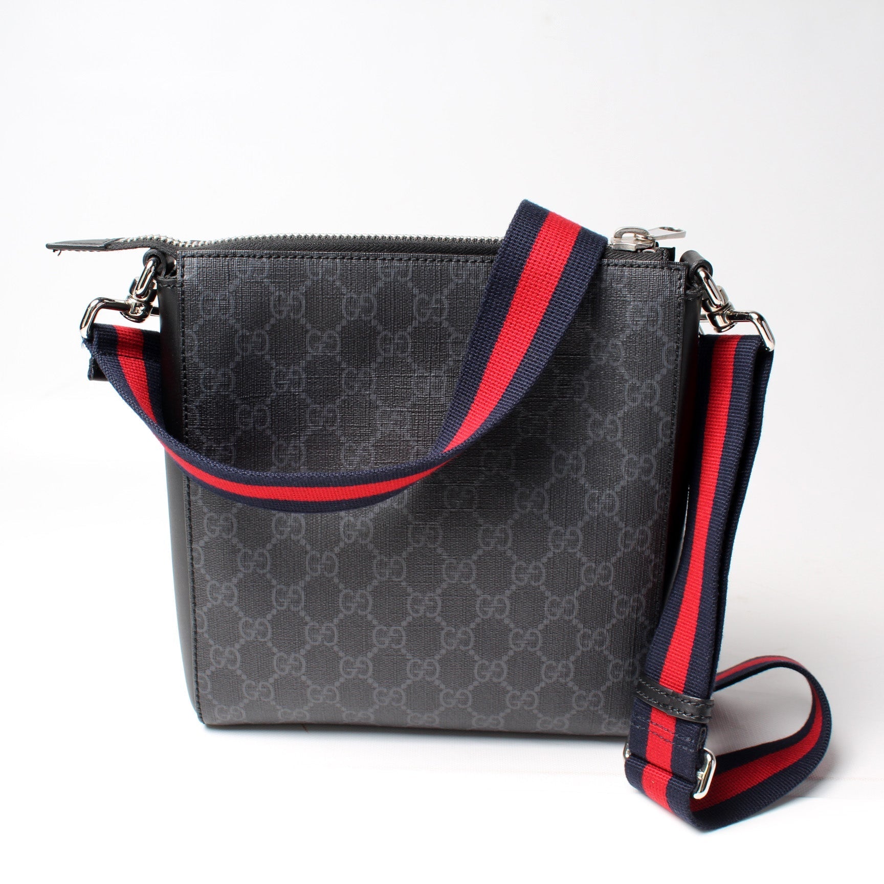 Gucci Supreme Messenger Travel Bag