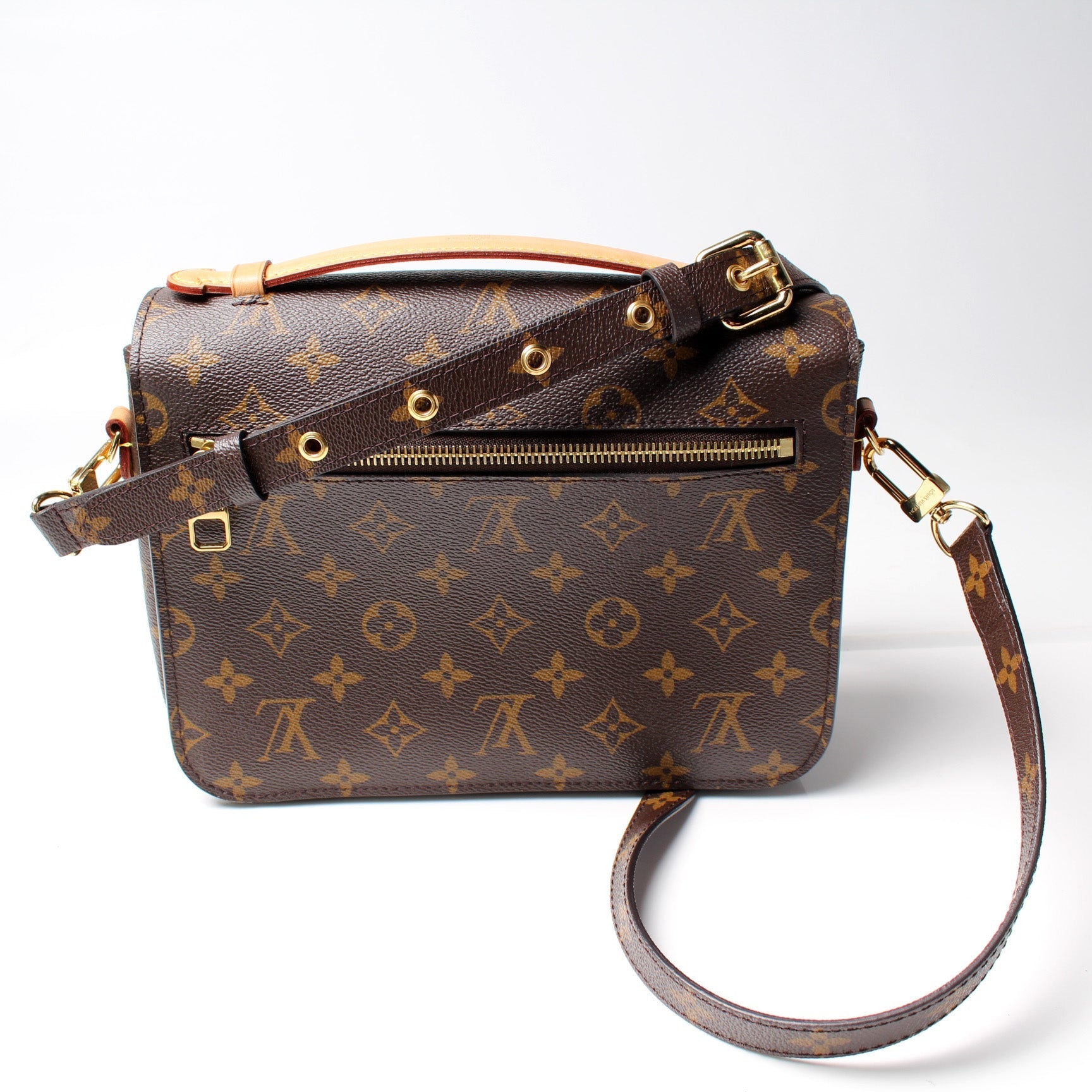 Louis Vuitton Pochette Metis Monogram Clutch Bag Monogram 42