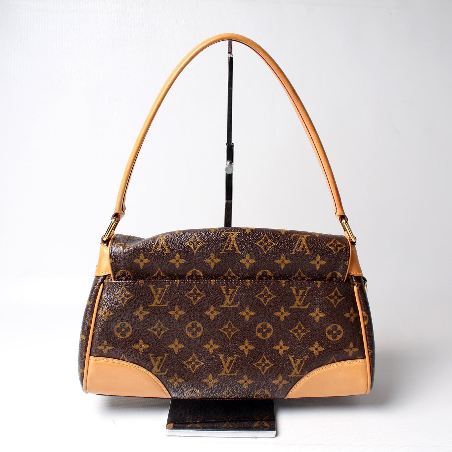 Louis Vuitton Beverly MM Monogram Handbag