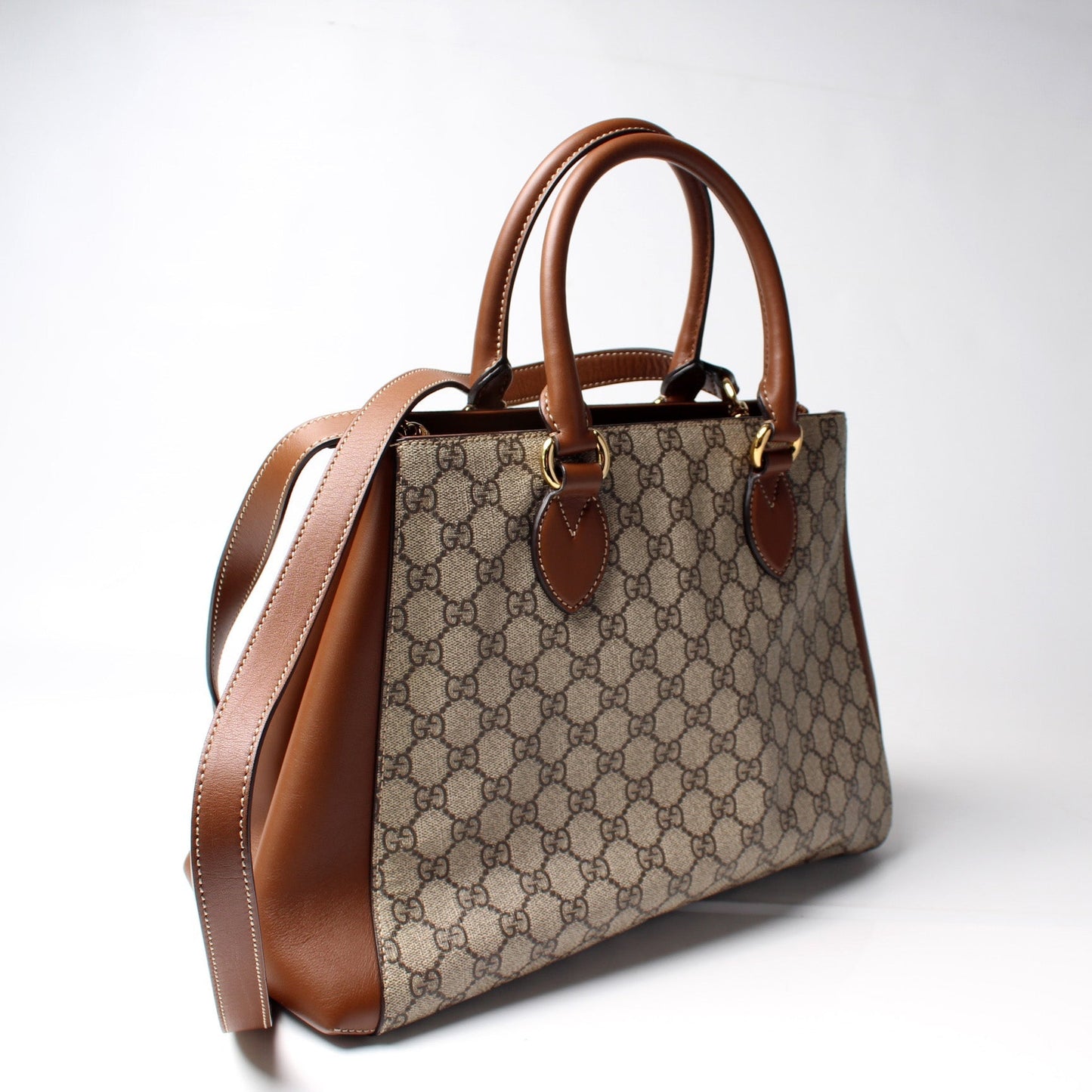Gucci GG Supreme Top Handle Travel Bag