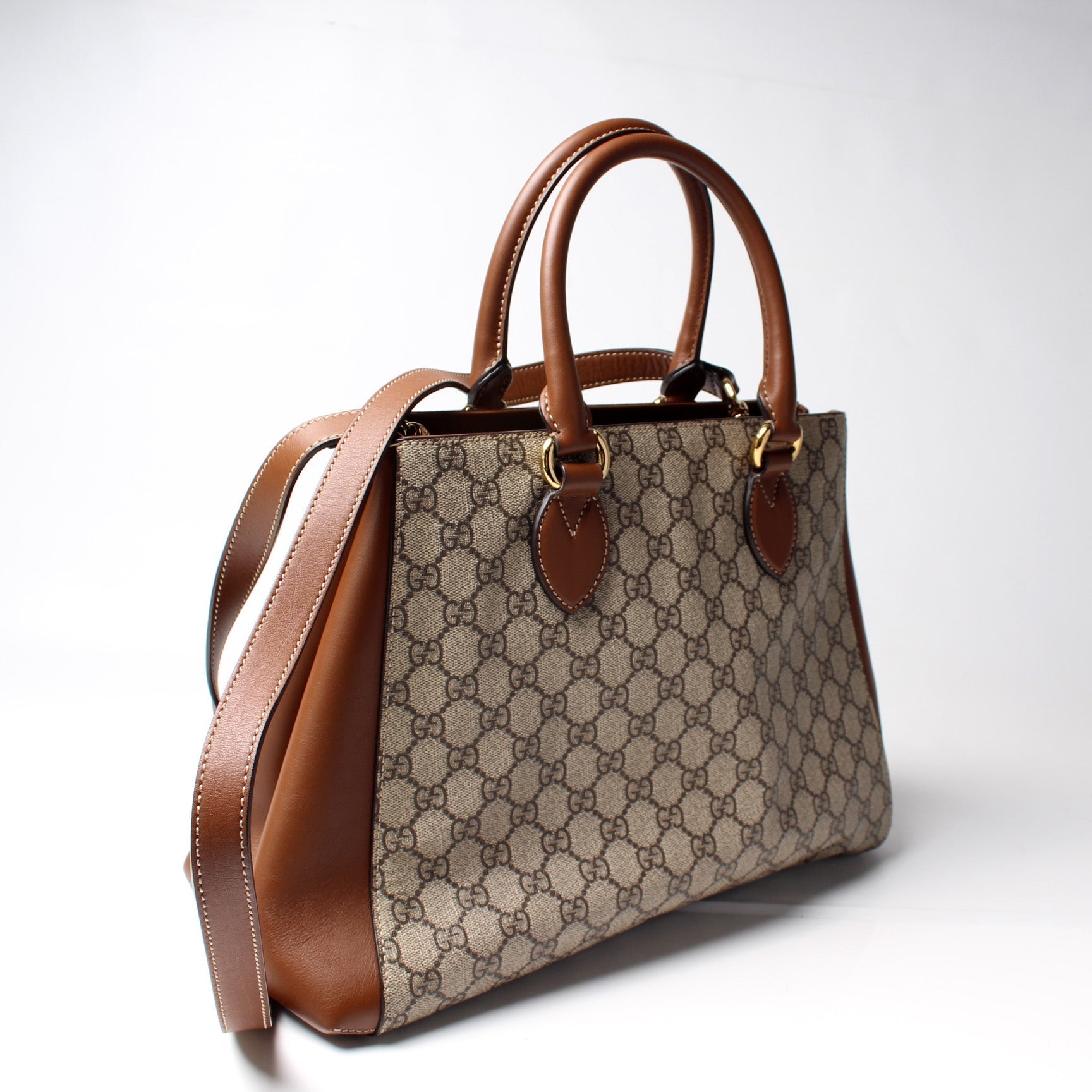 Gucci GG Supreme Top Handle Travel Bag