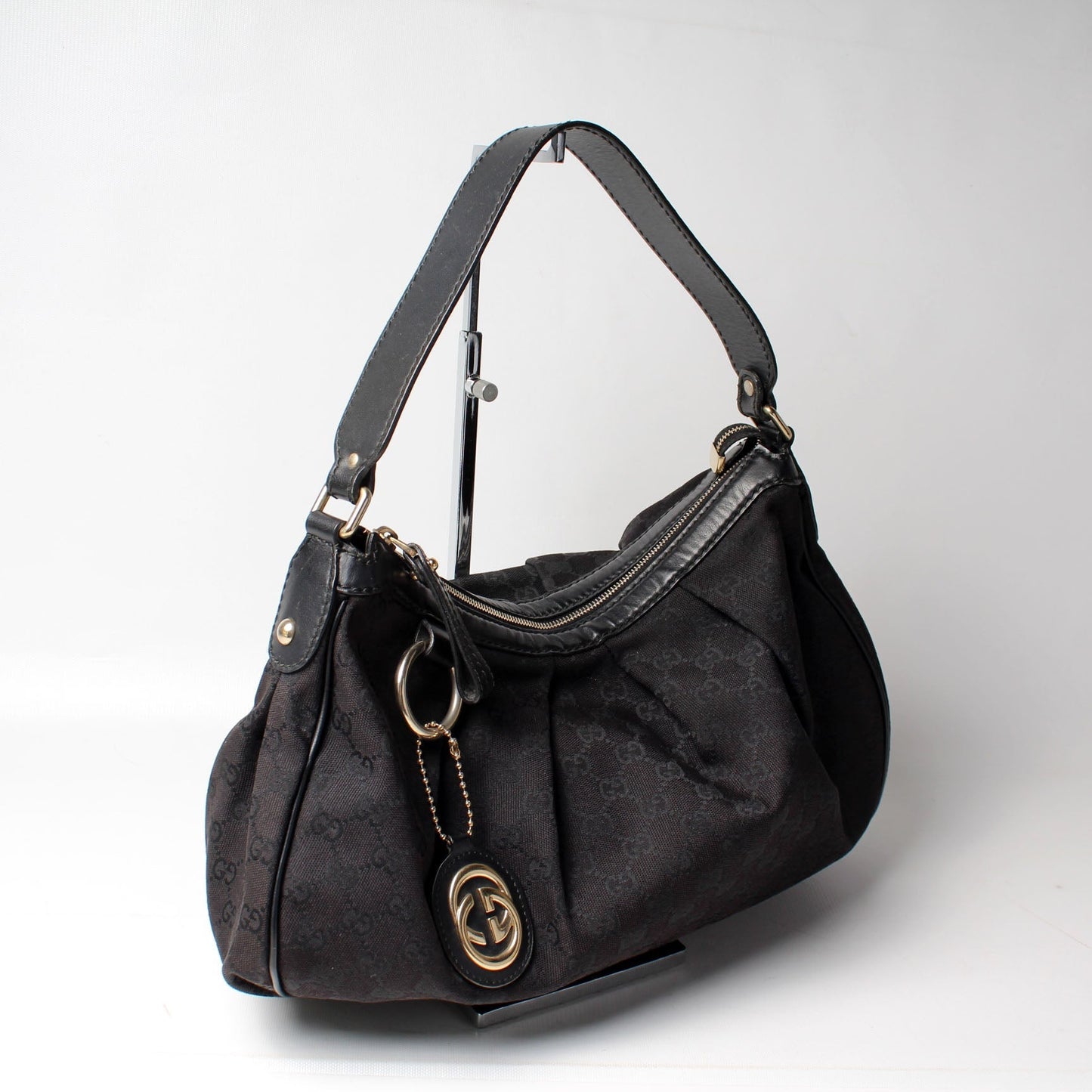 Gucci Sukey Canvas Medium Hobo Bag