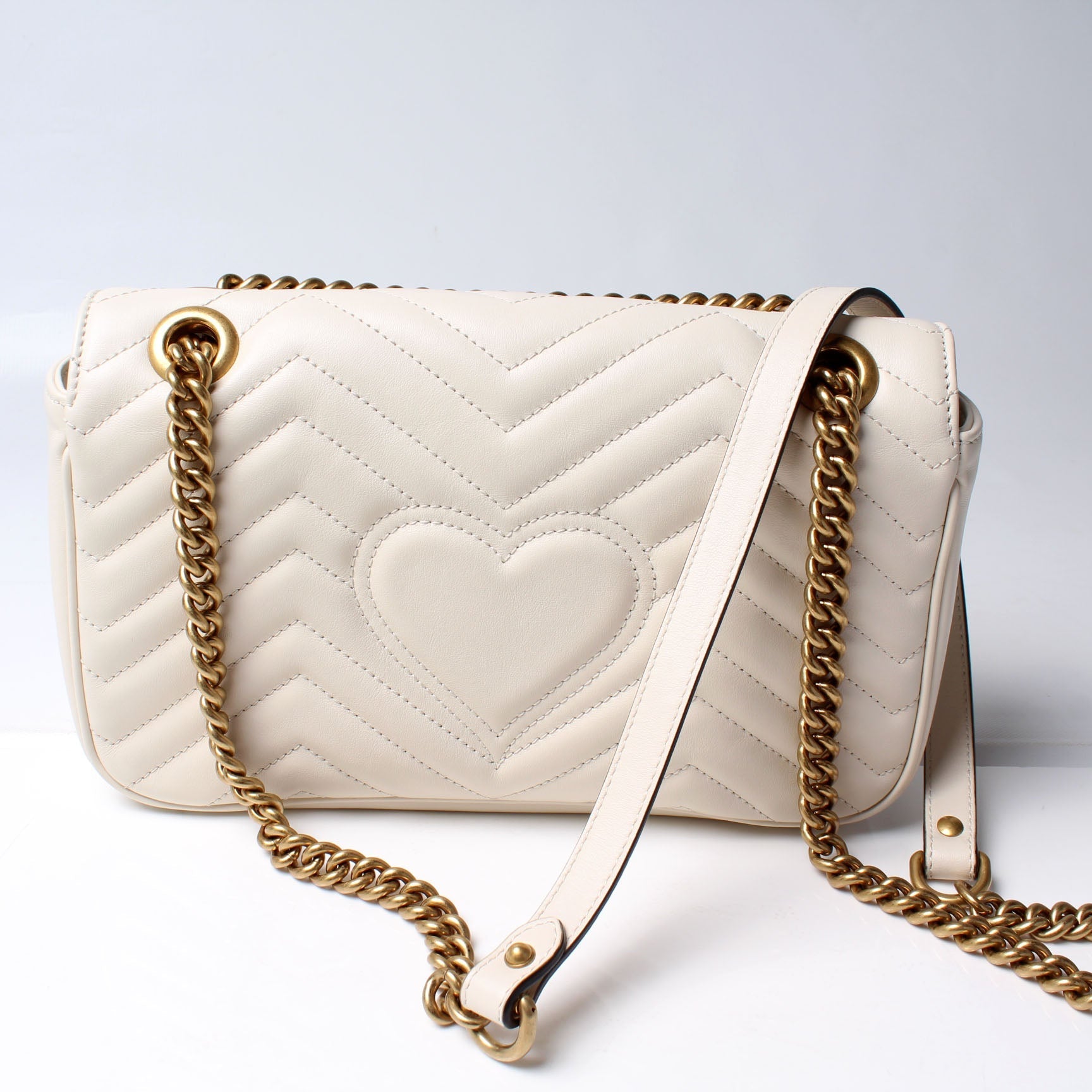 Gucci Marmont Small Flap Shoulder Bag Flap 13