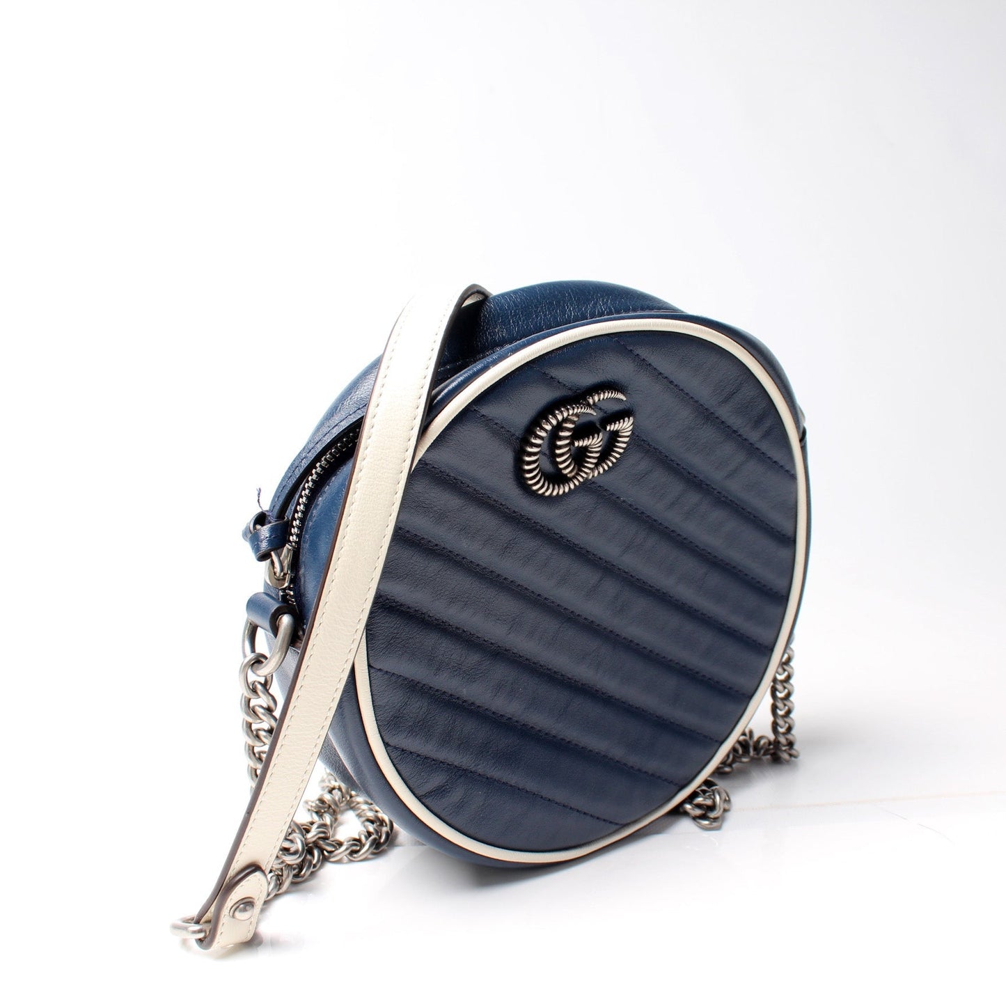 Gucci Marmont Round Mini Travel Bag Round 3
