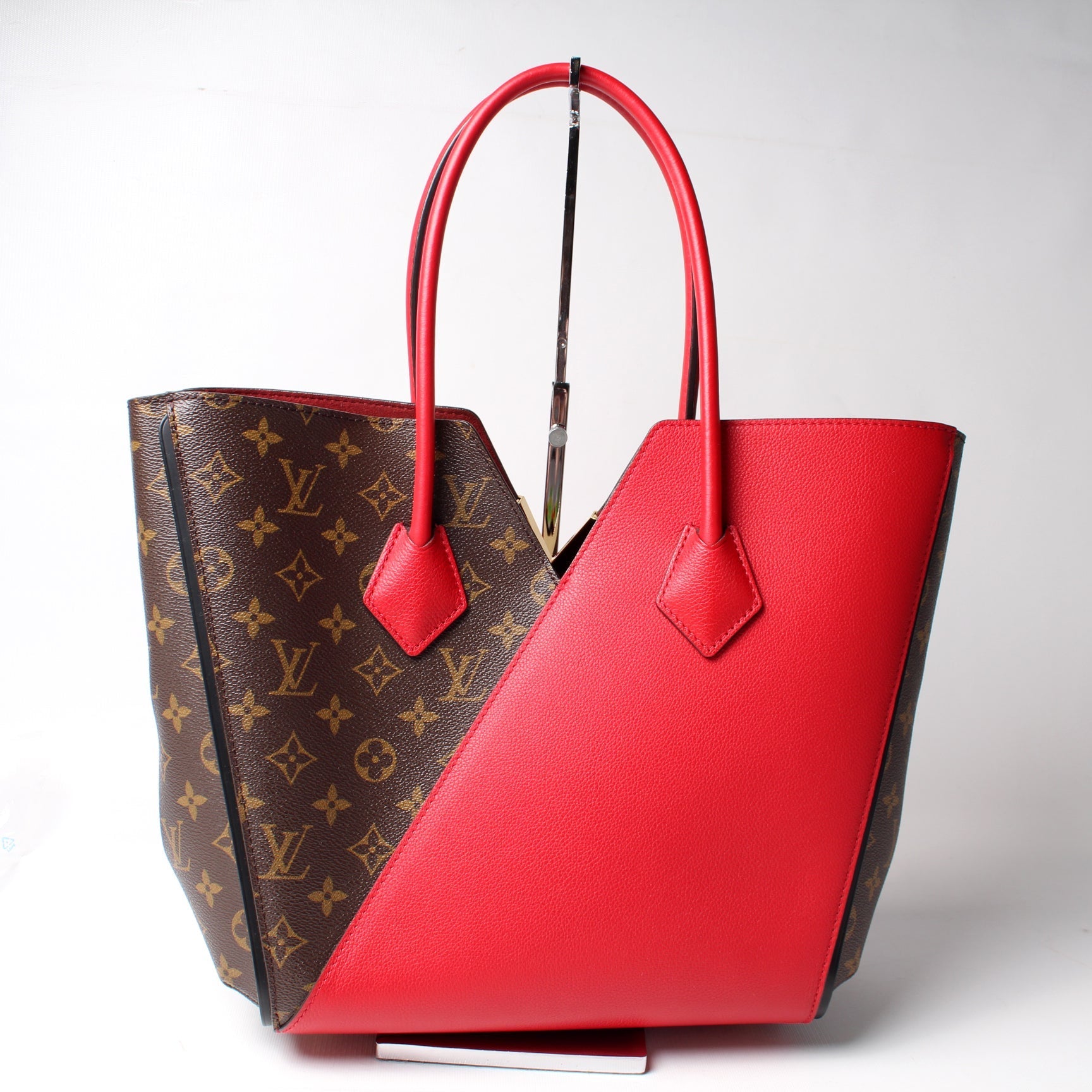 Louis Vuitton Kimono MM Monogram Leather Handbag