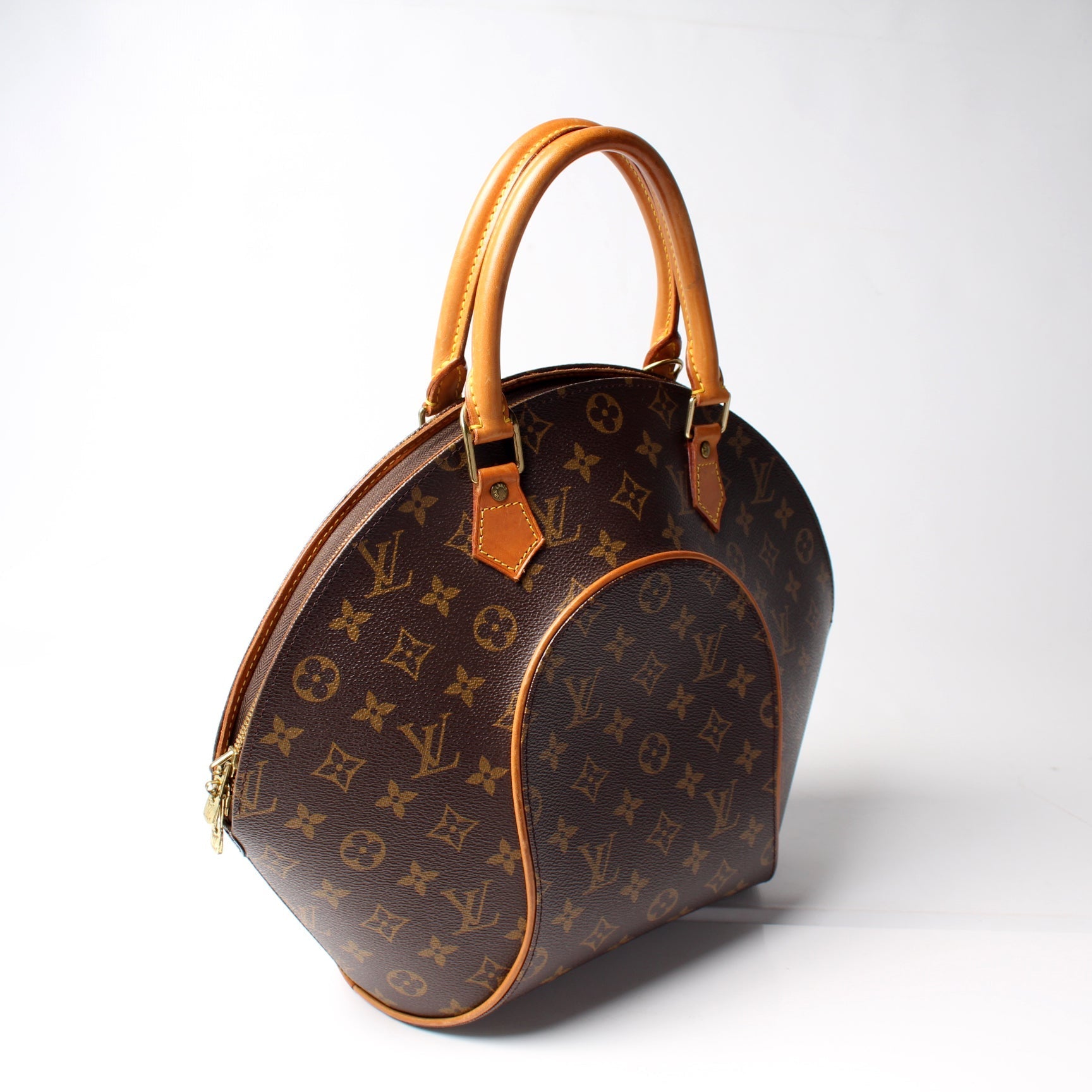 Louis Vuitton Ellipse MM Monogram Handbag Monogram 15
