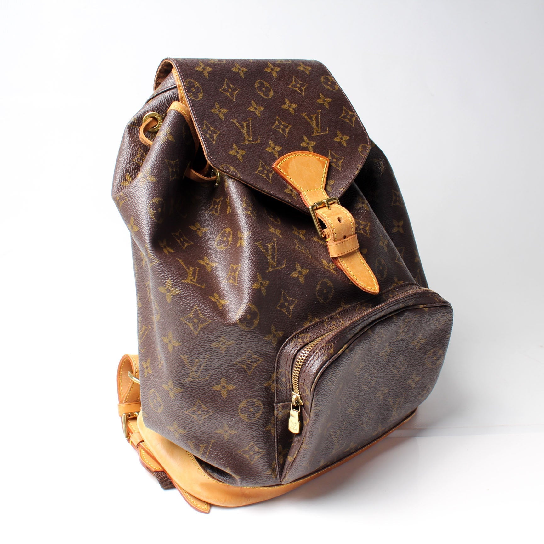 Louis Vuitton Montsouris GM Monogram Handbag Monogram 30