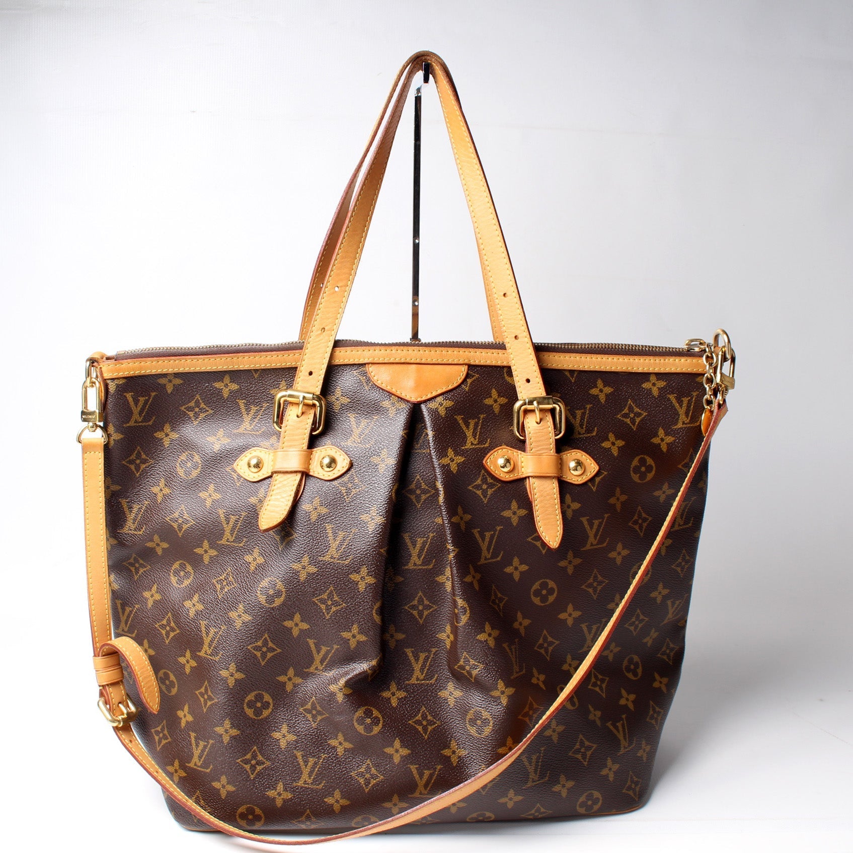Louis Vuitton Palermo GM Monogram Handbag Monogram 15