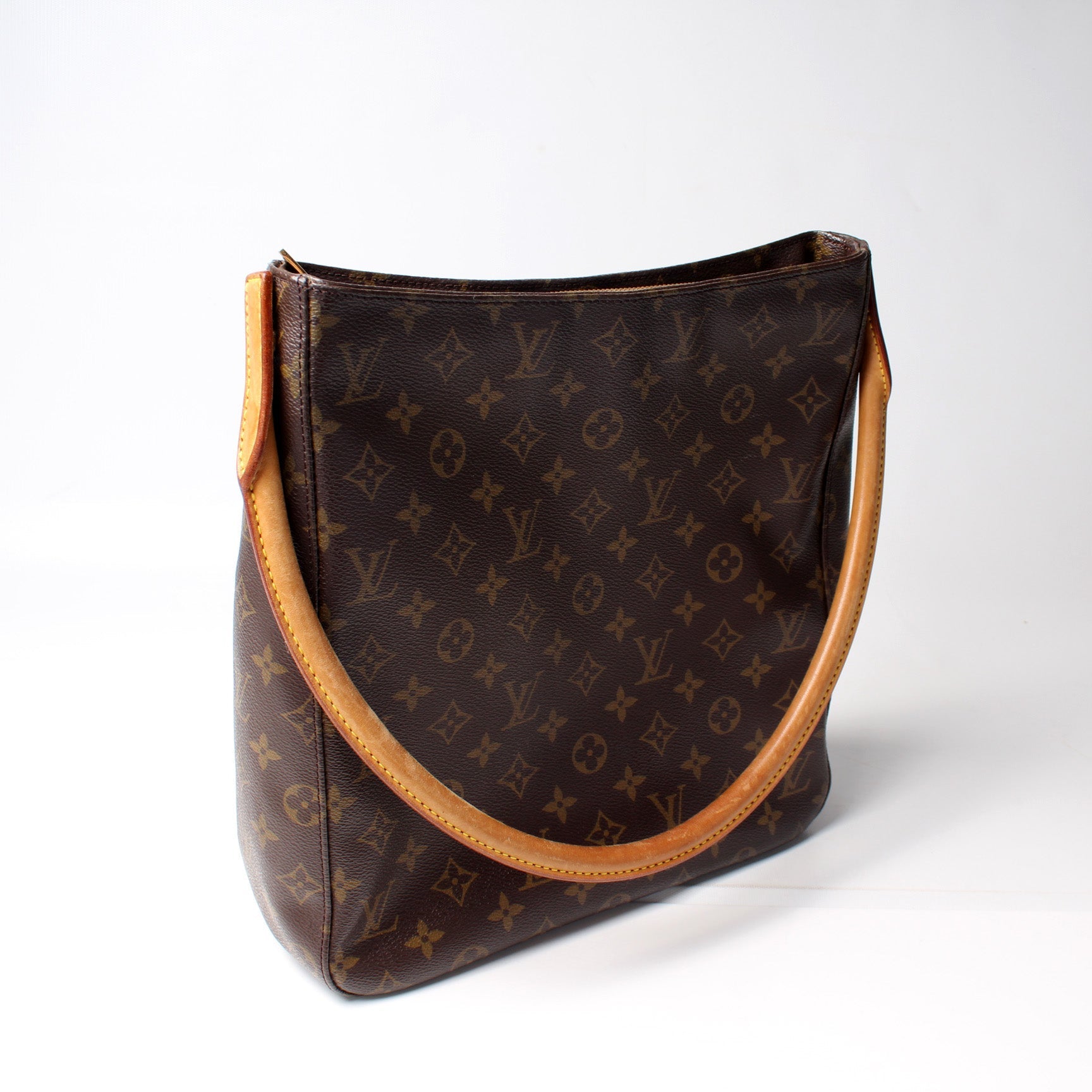 Louis Vuitton Looping GM Monogram Handbag Monogram 18