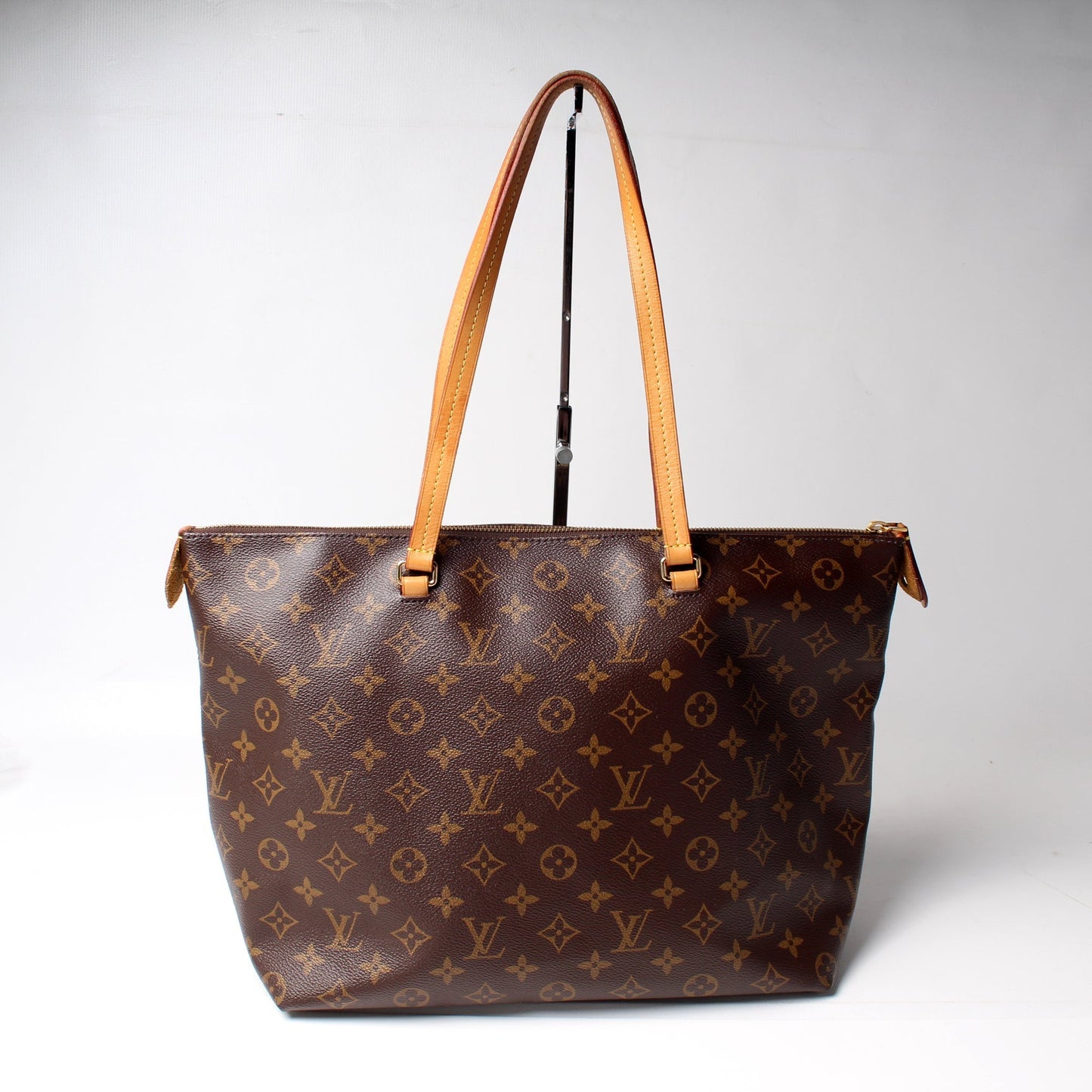 Louis Vuitton Iena MM Monogram Handbag Monogram 2