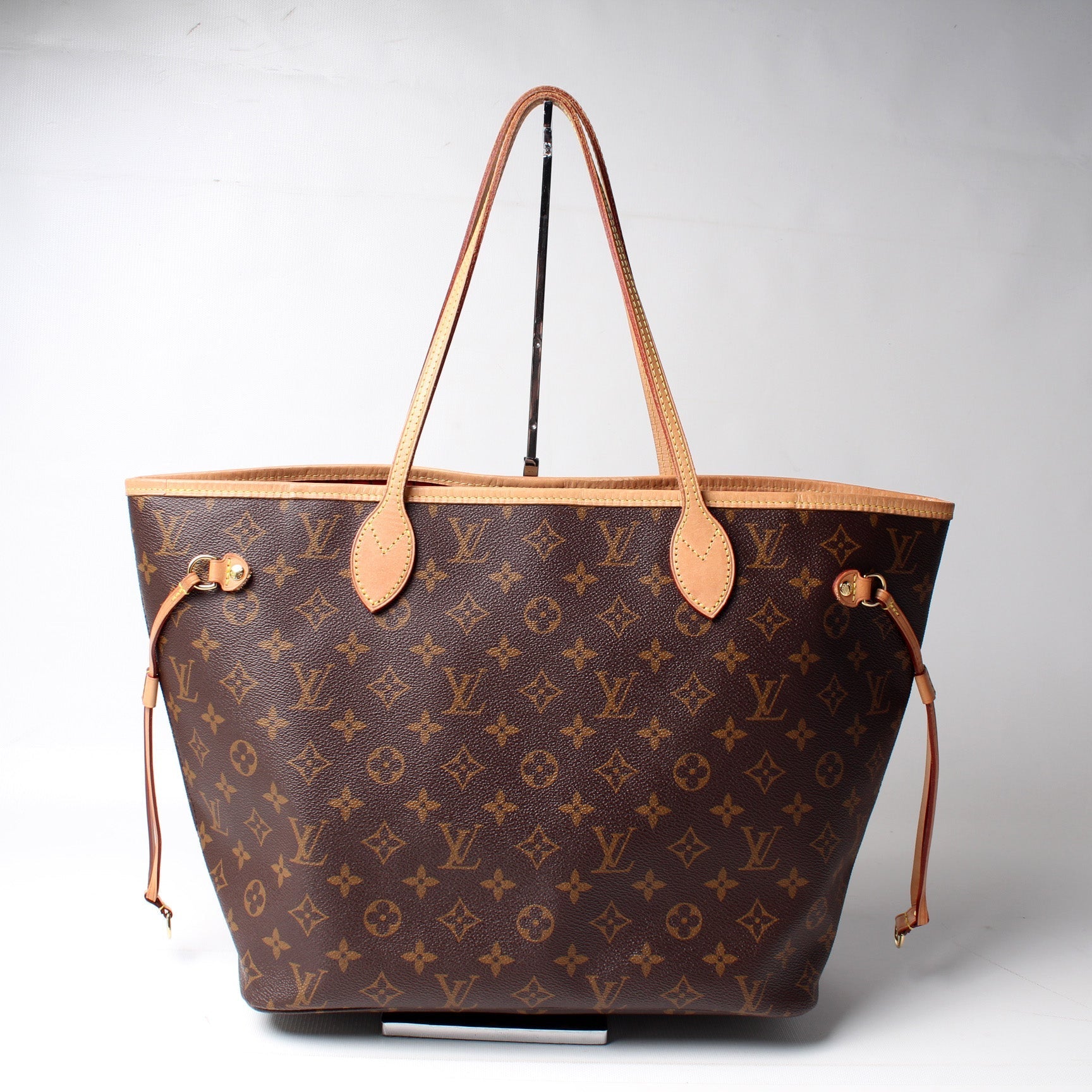 Louis Vuitton TRADE Neverfull Monogram MM Tote Bag