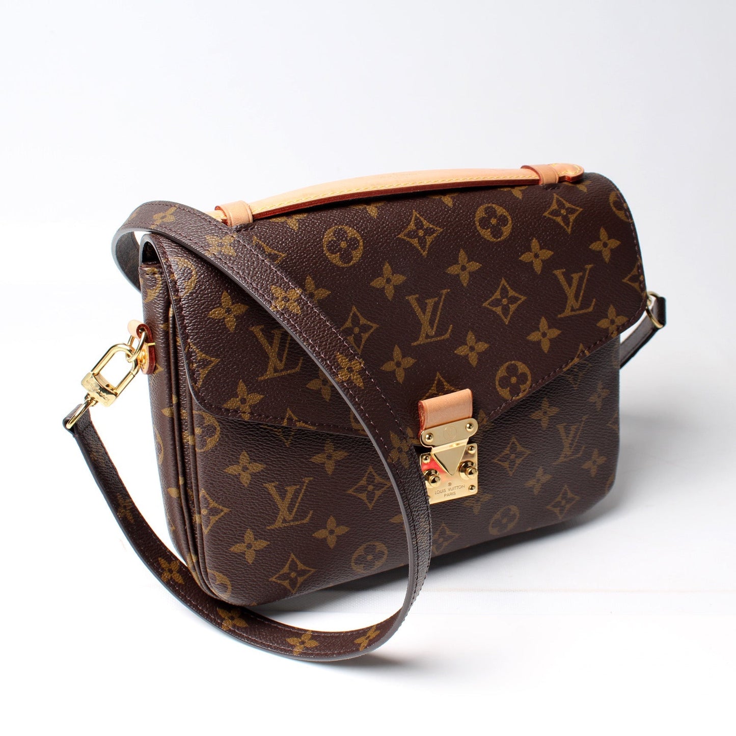 Louis Vuitton Pochette Metis Monogram Clutch Bag Monogram 3
