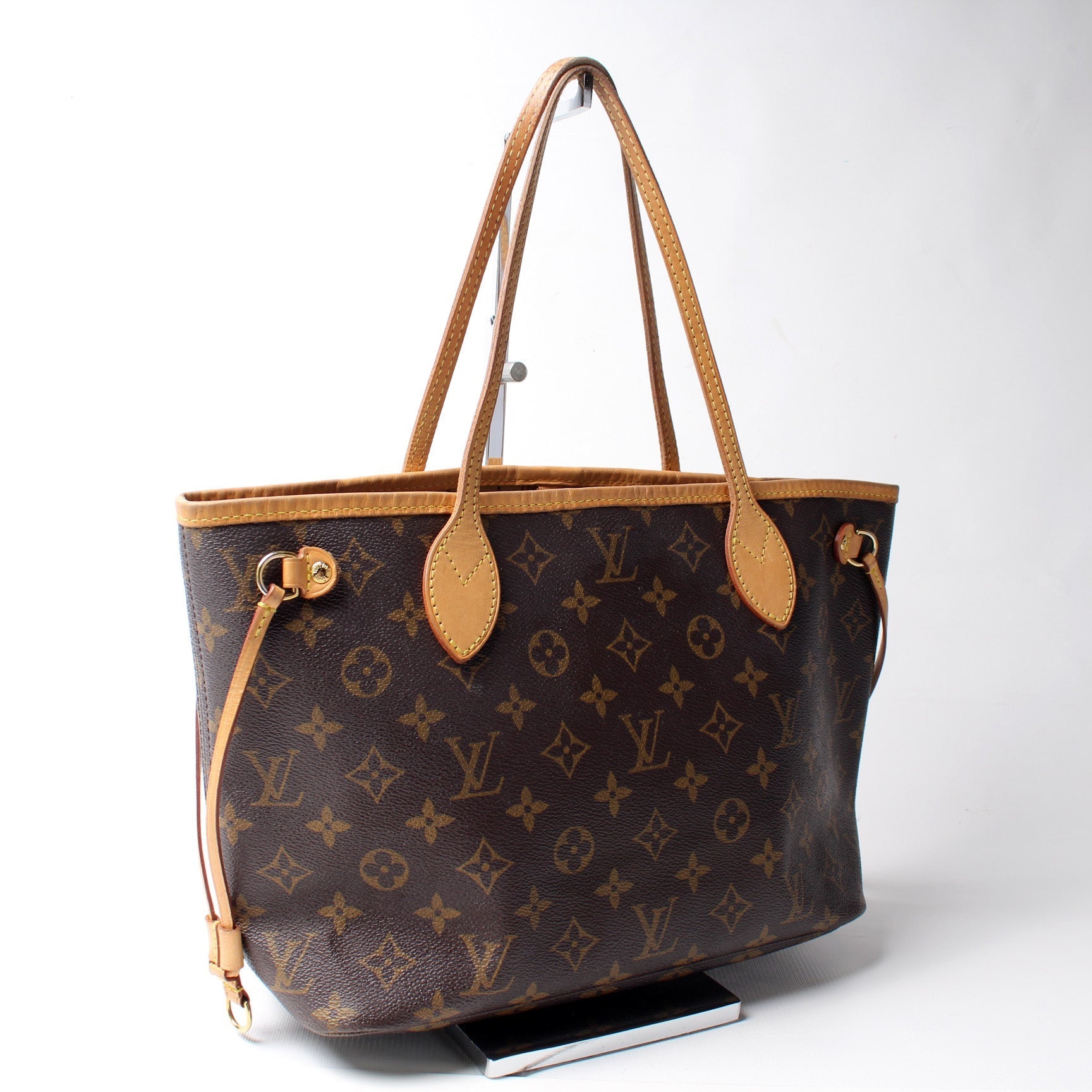 Louis Vuitton Neverfull PM Monogram Tote Bag Monogram 4
