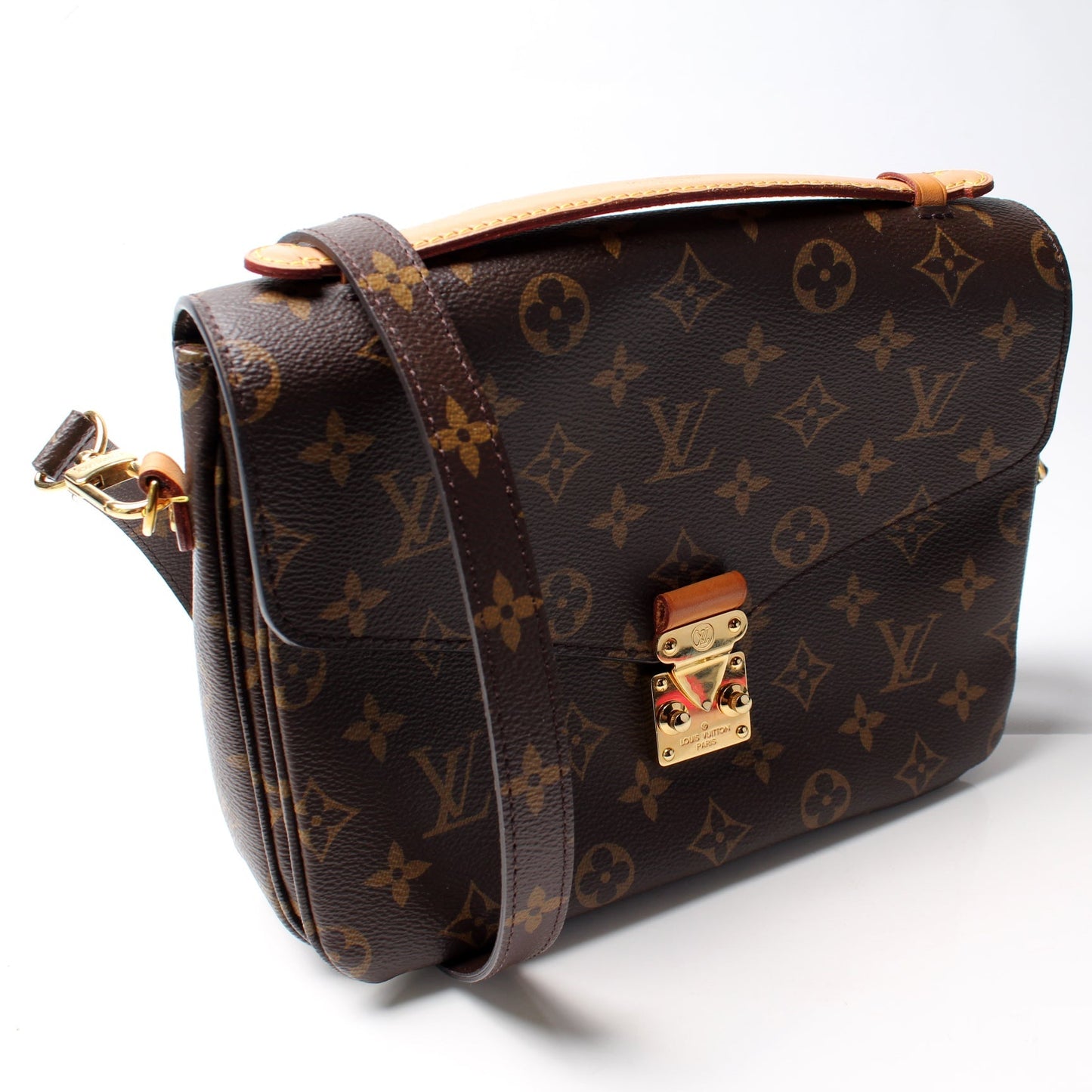 Louis Vuitton Pochette Metis Monogram Clutch Bag Monogram 43