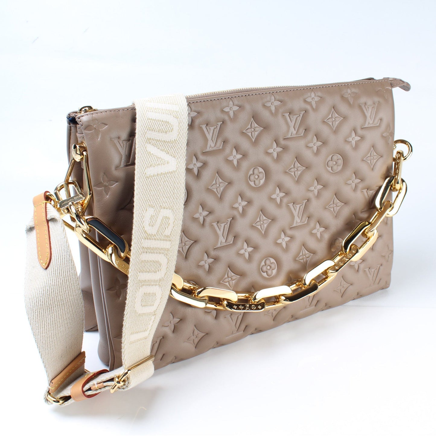 Louis Vuitton Coussin MM Handbag