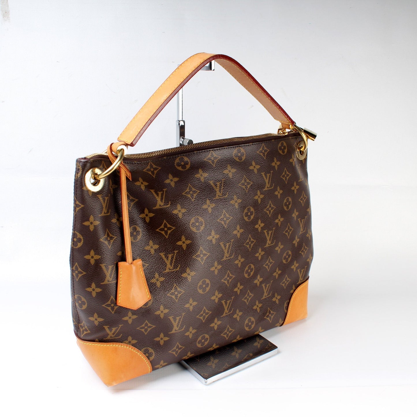 Louis Vuitton Berri PM Monogram Handbag Monogram 3