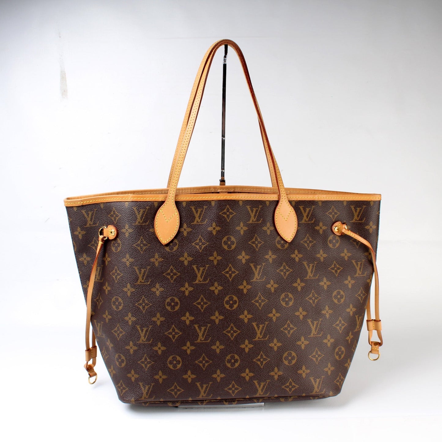 Louis Vuitton Neverfull MM Monogram Tote Bag Monogram 217
