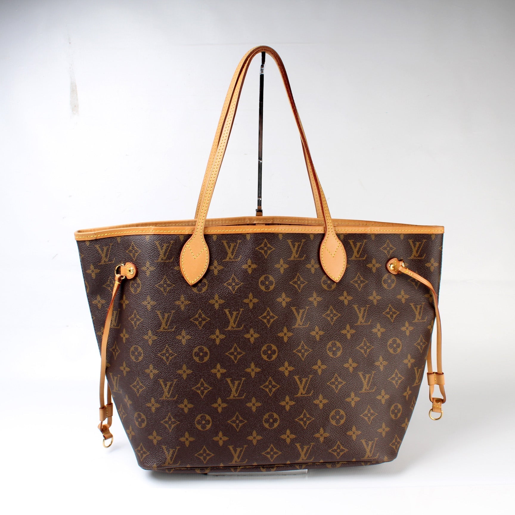 Louis Vuitton Neverfull MM Monogram Tote Bag Monogram 217