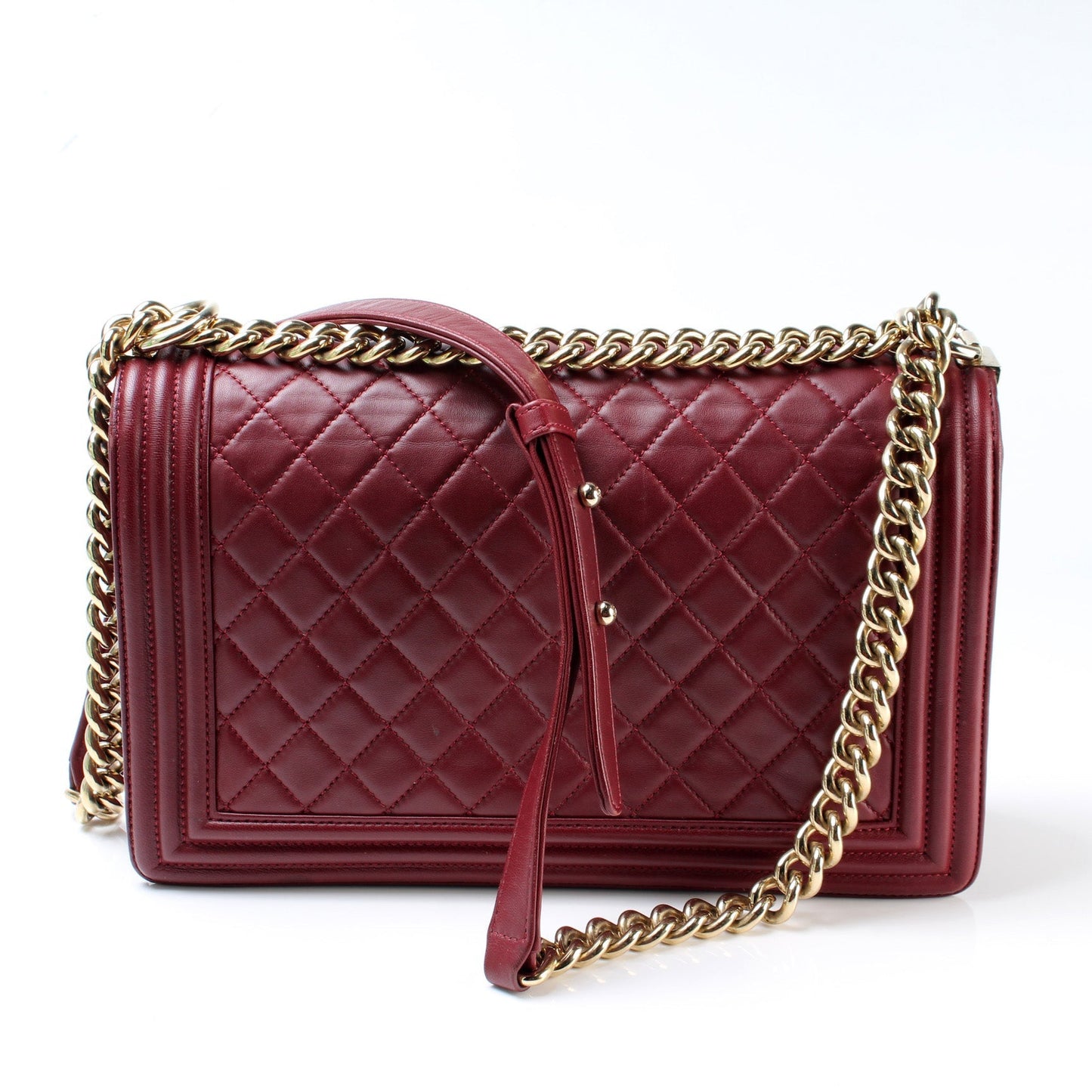 Chanel Boy Flap New 22M Handbag