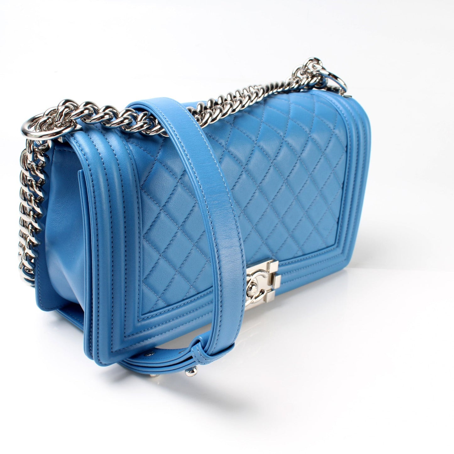 Chanel Boy Flap New Lambskin 29M Handbag