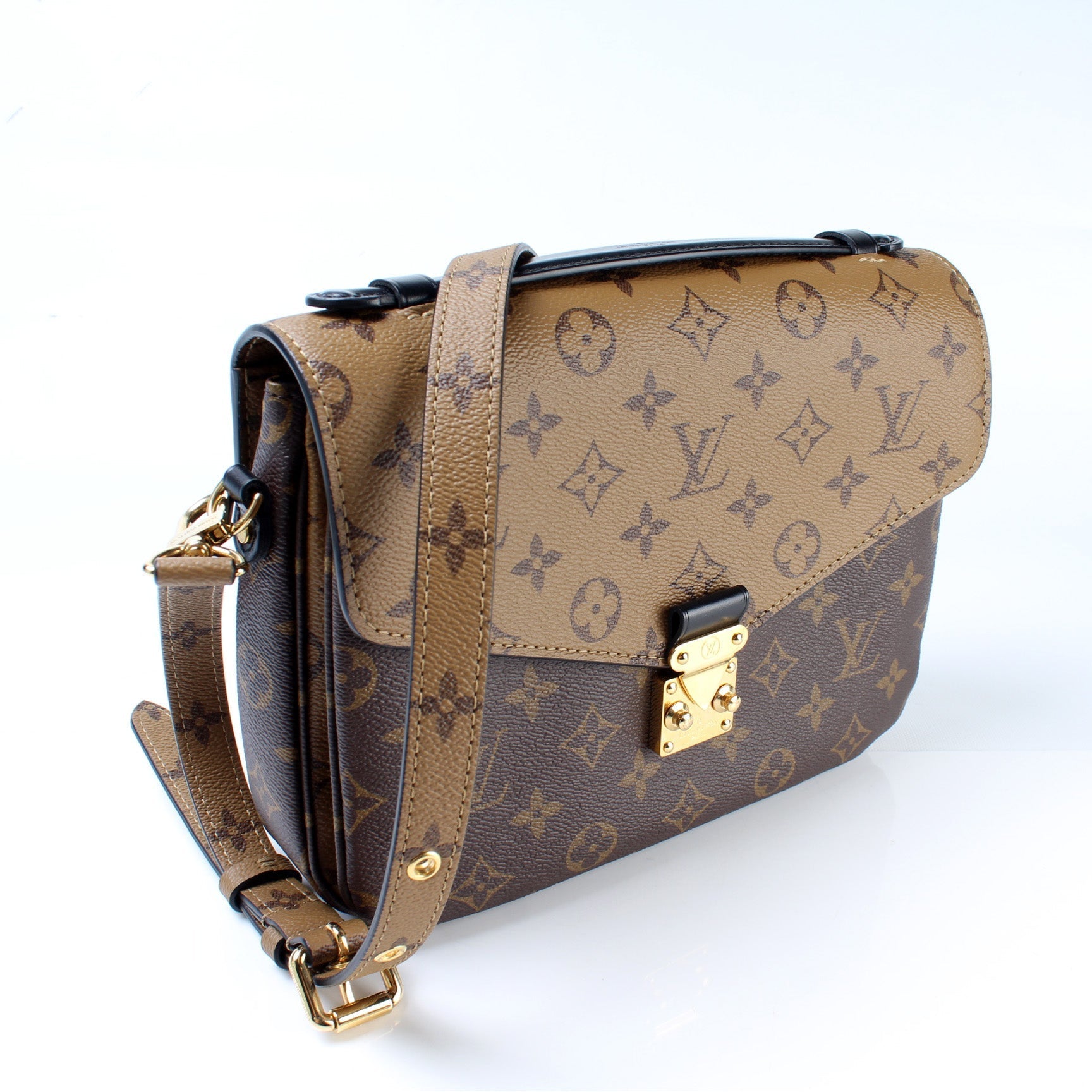 Louis Vuitton Pochette Metis Reverse Monogram Clutch Bag Monogram Reverse