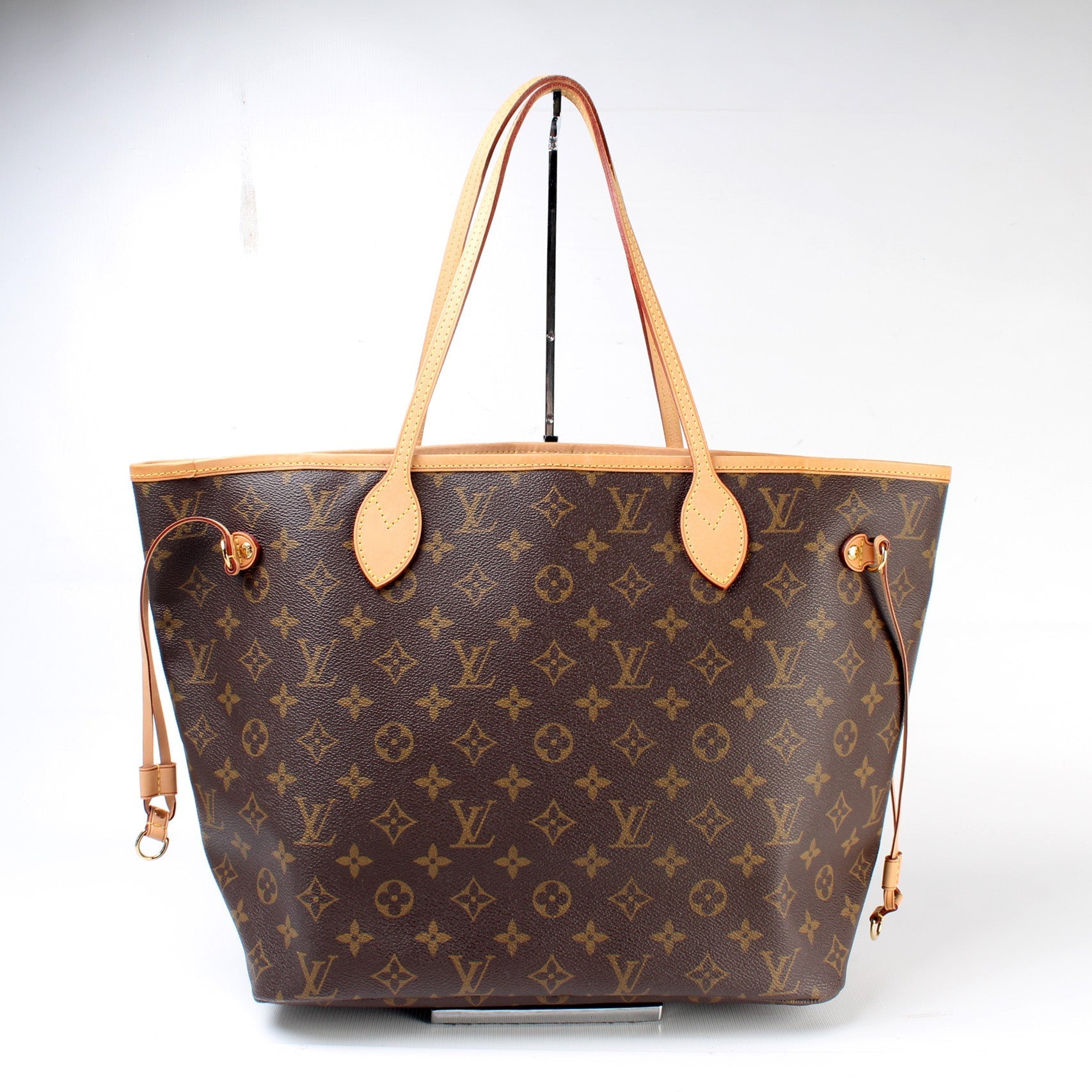 Louis Vuitton Neverfull MM Monogram Tote Bag Monogram 2