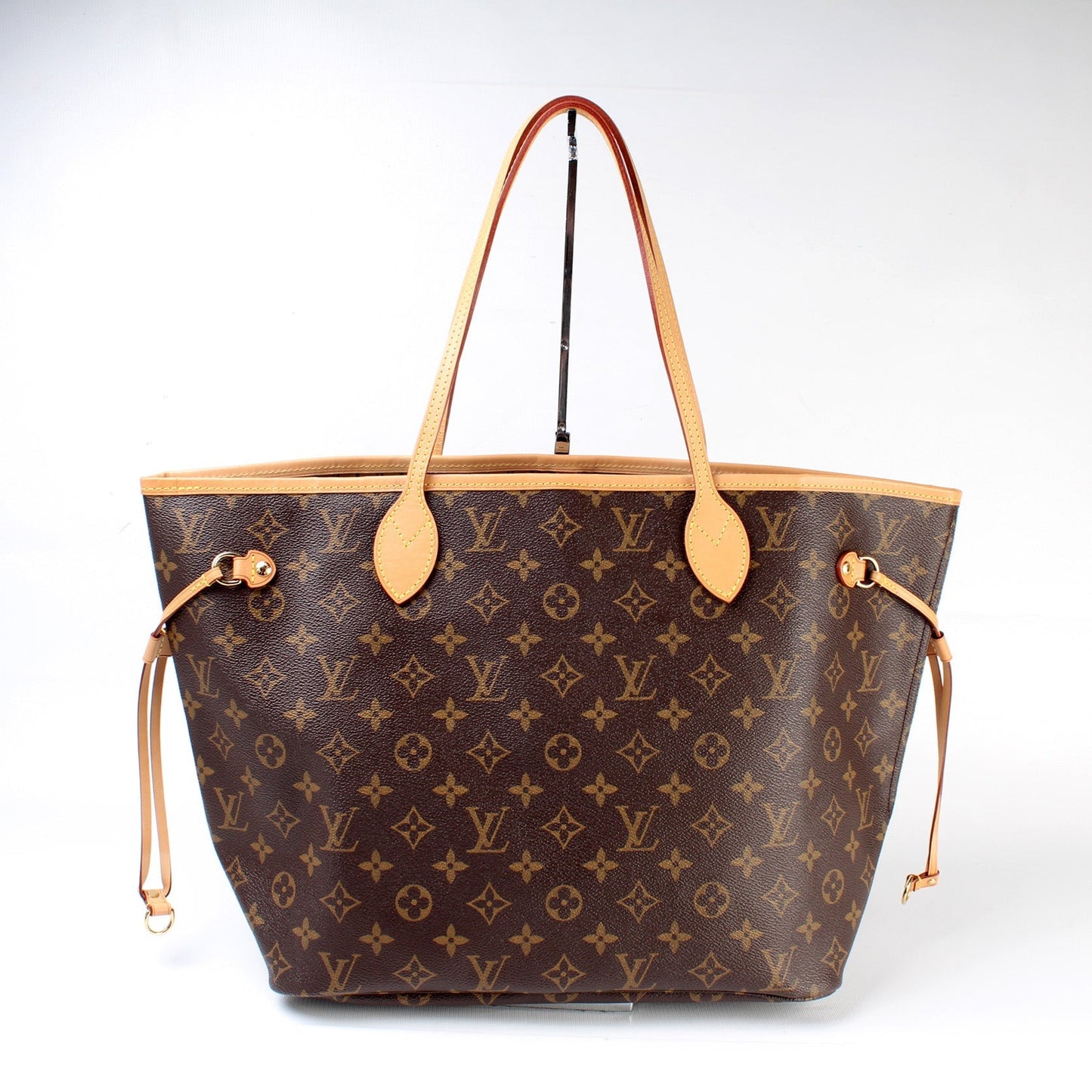 Louis Vuitton Neverfull MM Monogram Tote Bag Monogram 38