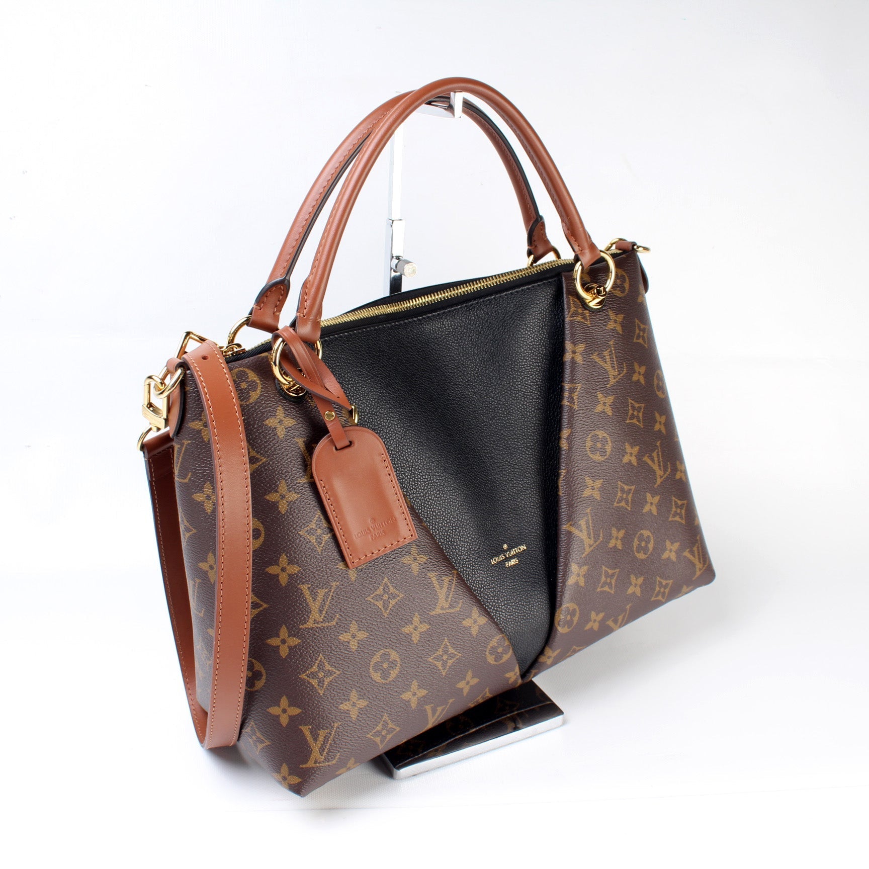 Louis Vuitton V Monogram MM Tote Bag