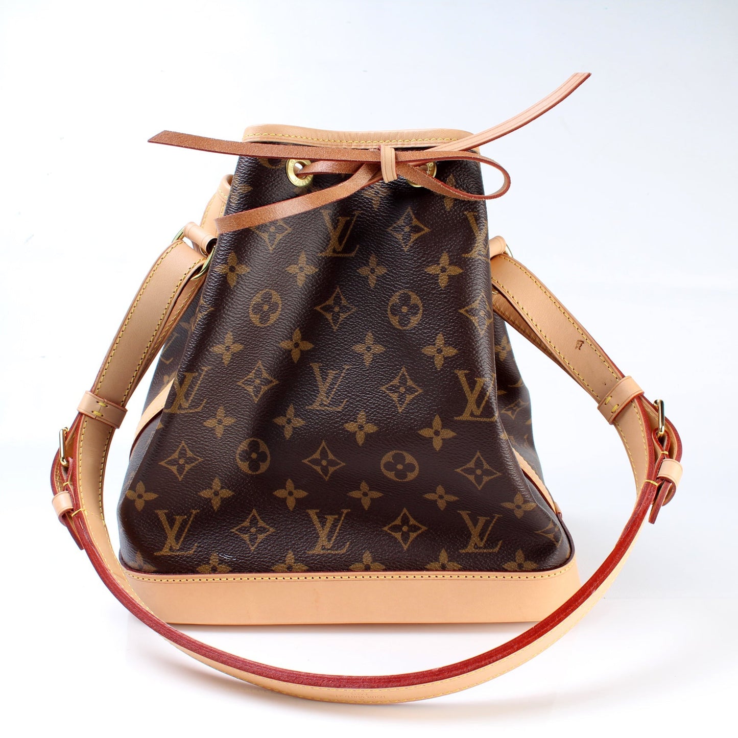 Louis Vuitton Noe Petit NM Monogram Handbag Monogram 2