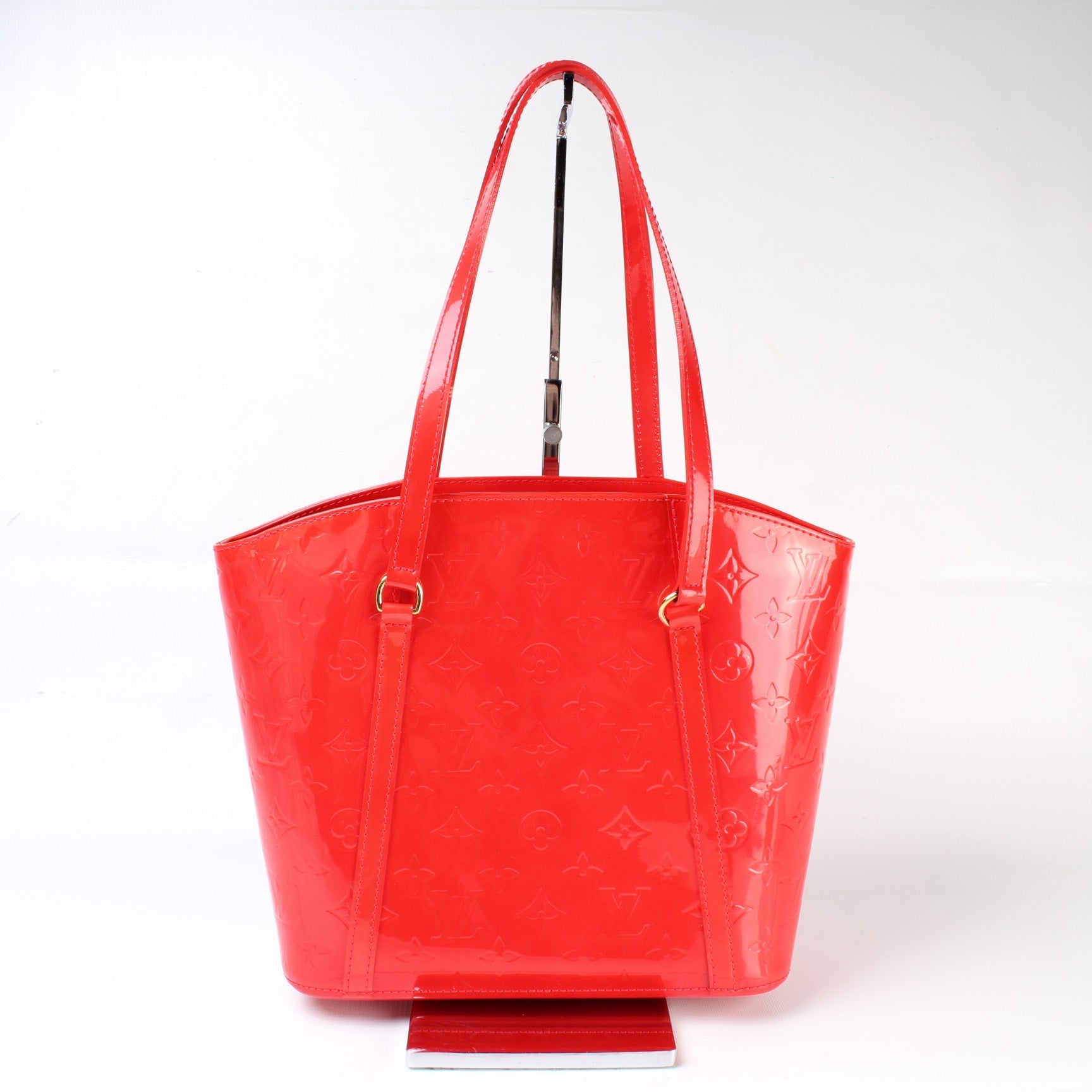 Louis Vuitton Avalon MM Vernis Handbag