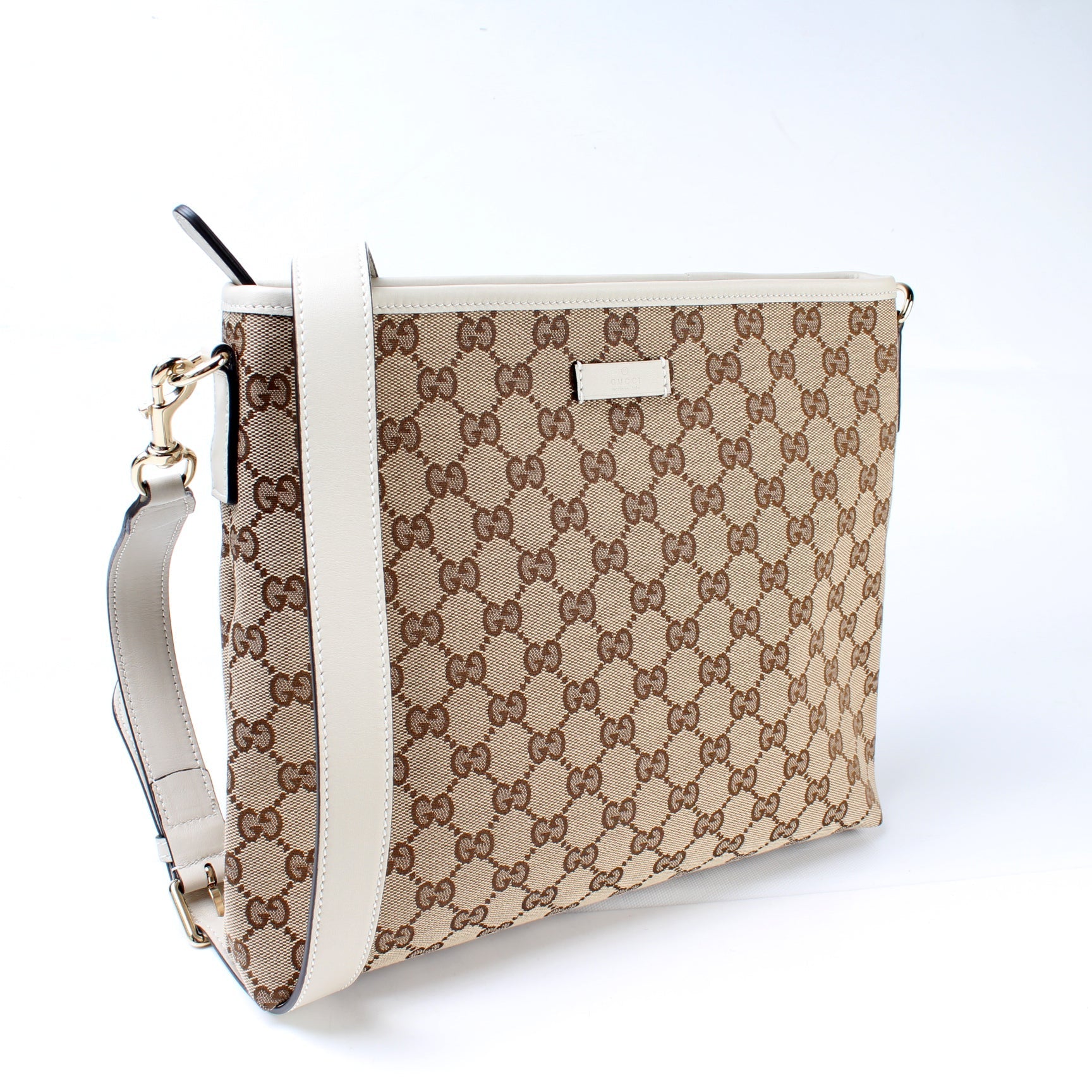 Gucci GG Canvas Crossbody Bag Crossbody 4