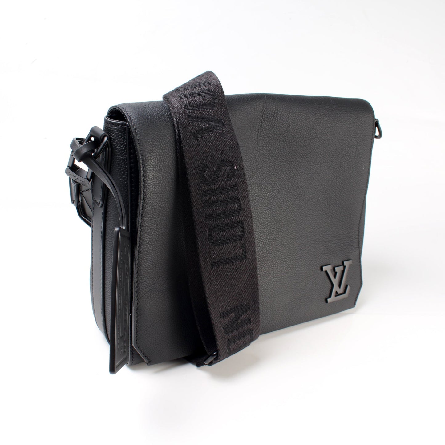 Louis Vuitton Messenger Aerogram Crossbody Bag