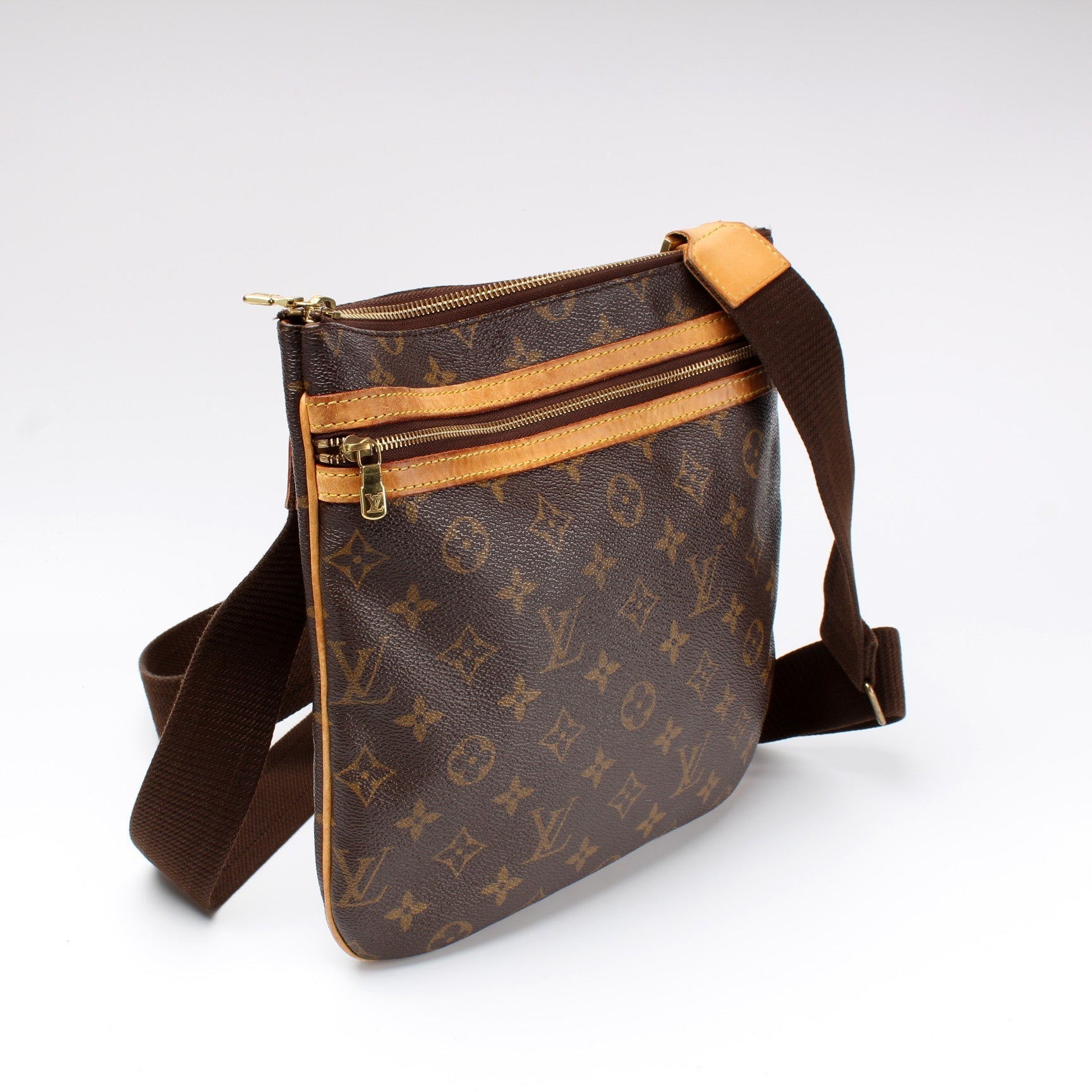 Louis Vuitton Pochette Bosphore Monogram Clutch Bag Bosphore Monogram