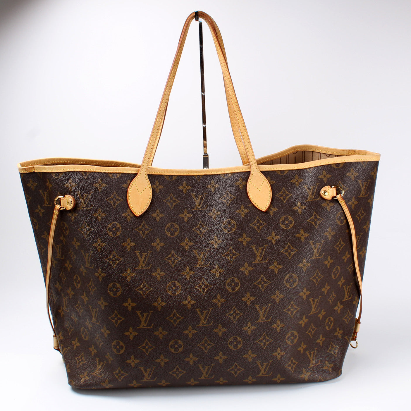 Louis Vuitton Neverfull GM Monogram Tote Bag Monogram 42