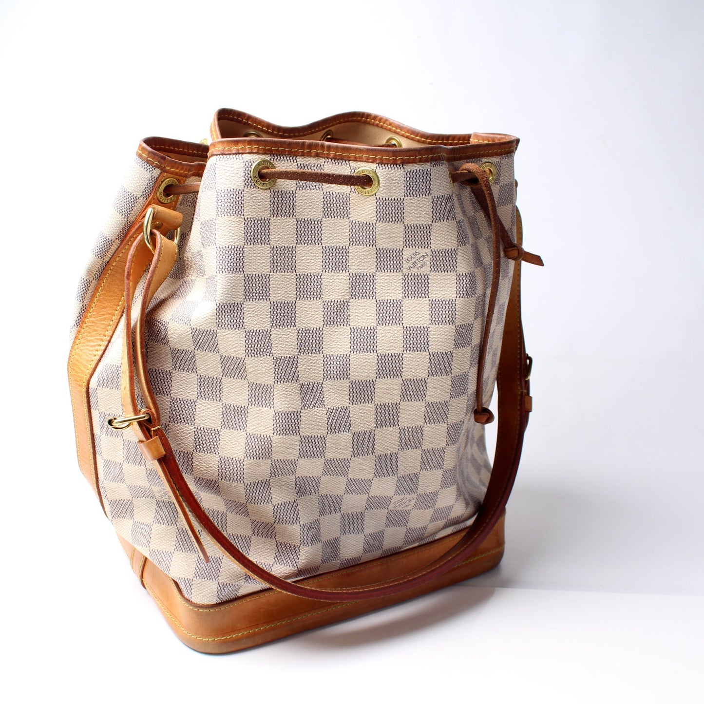 Louis Vuitton Noe Azur Damier Handbag
