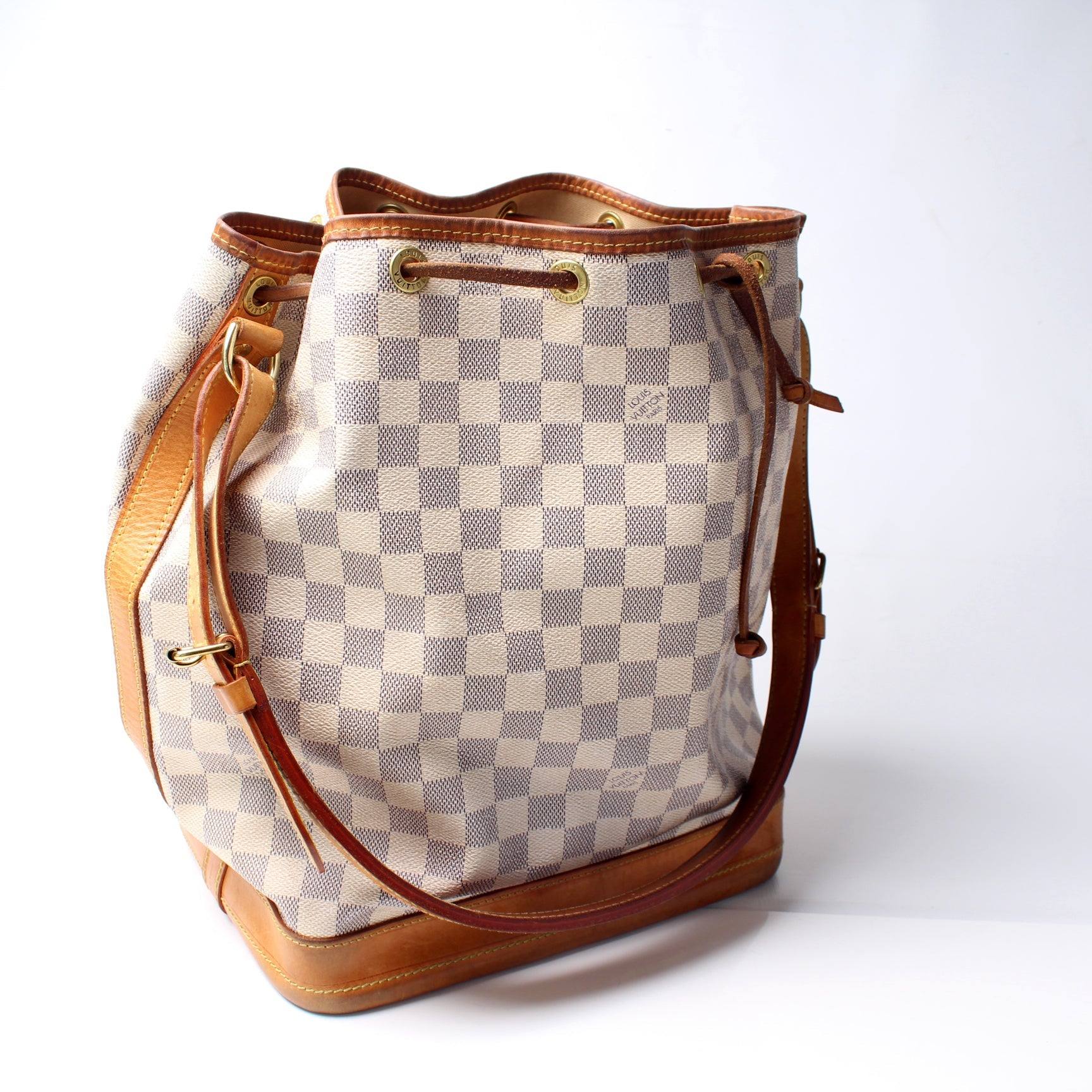 Louis Vuitton Noe Azur Damier Handbag