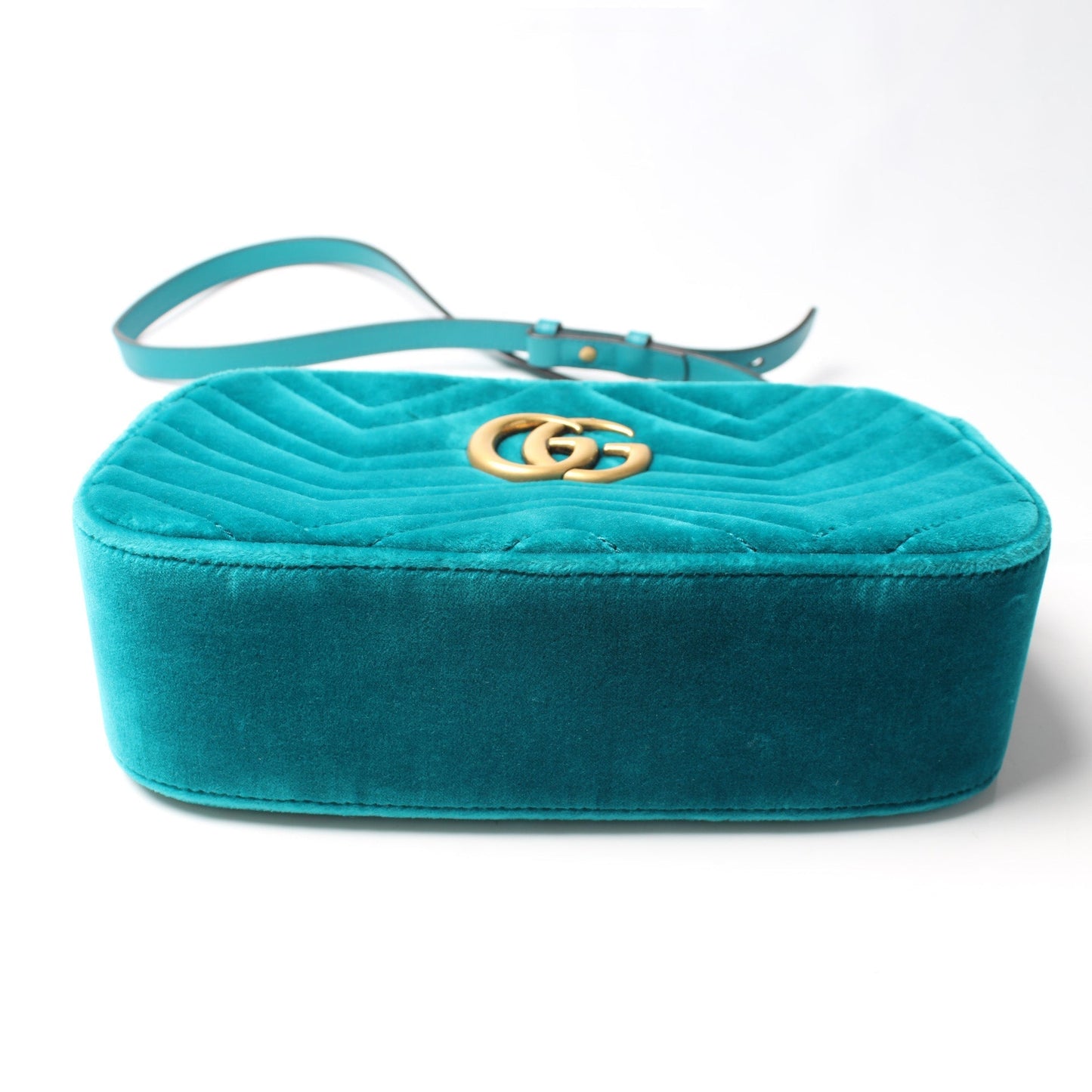 Gucci Marmont Velvet Camera Bag Small Travel Bag