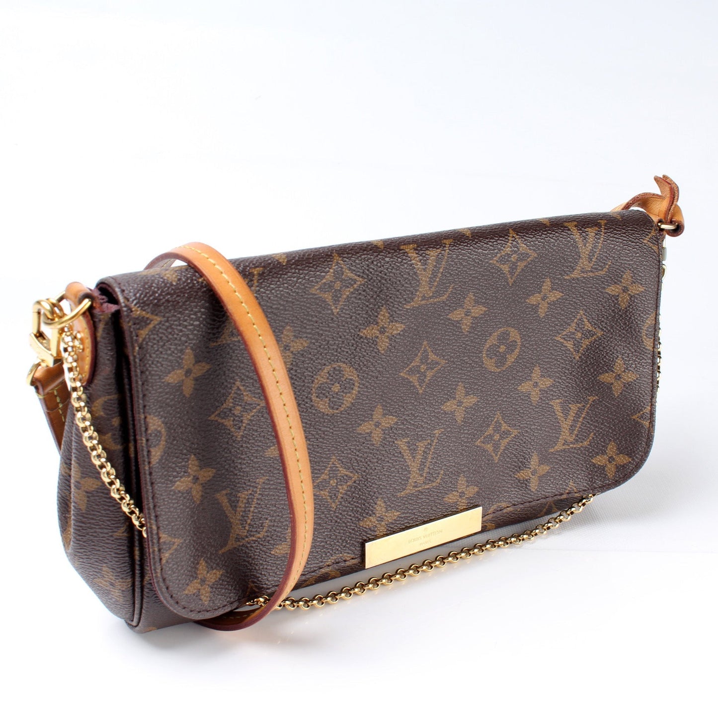 Louis Vuitton Favorite MM Monogram Handbag Monogram 14