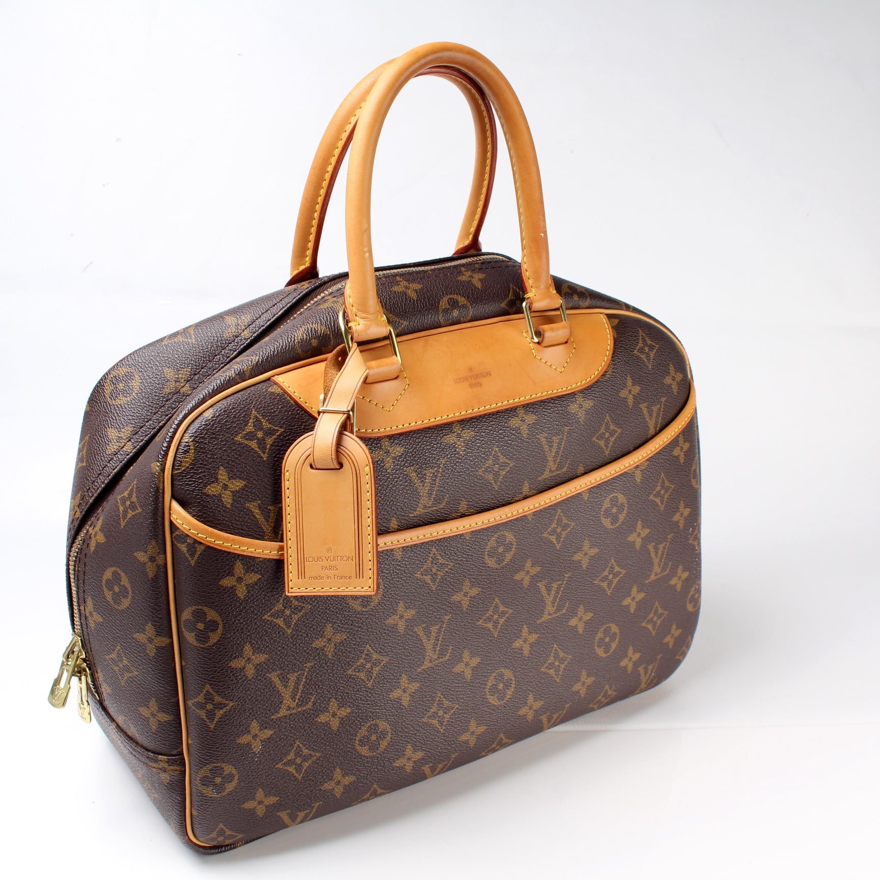 Louis Vuitton Deauville Monogram Handbag Monogram 30