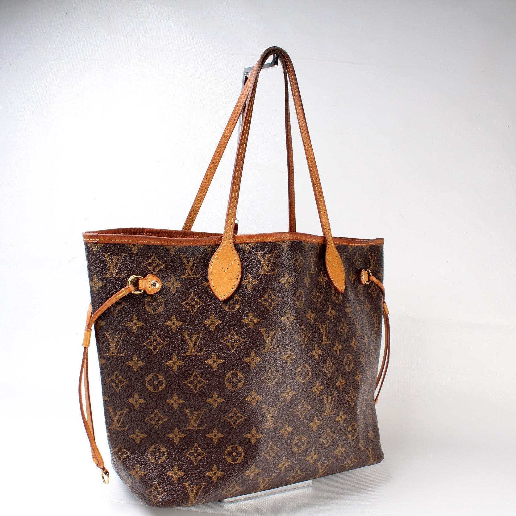 Louis Vuitton Neverfull MM Monogram Tote Bag Monogram 229