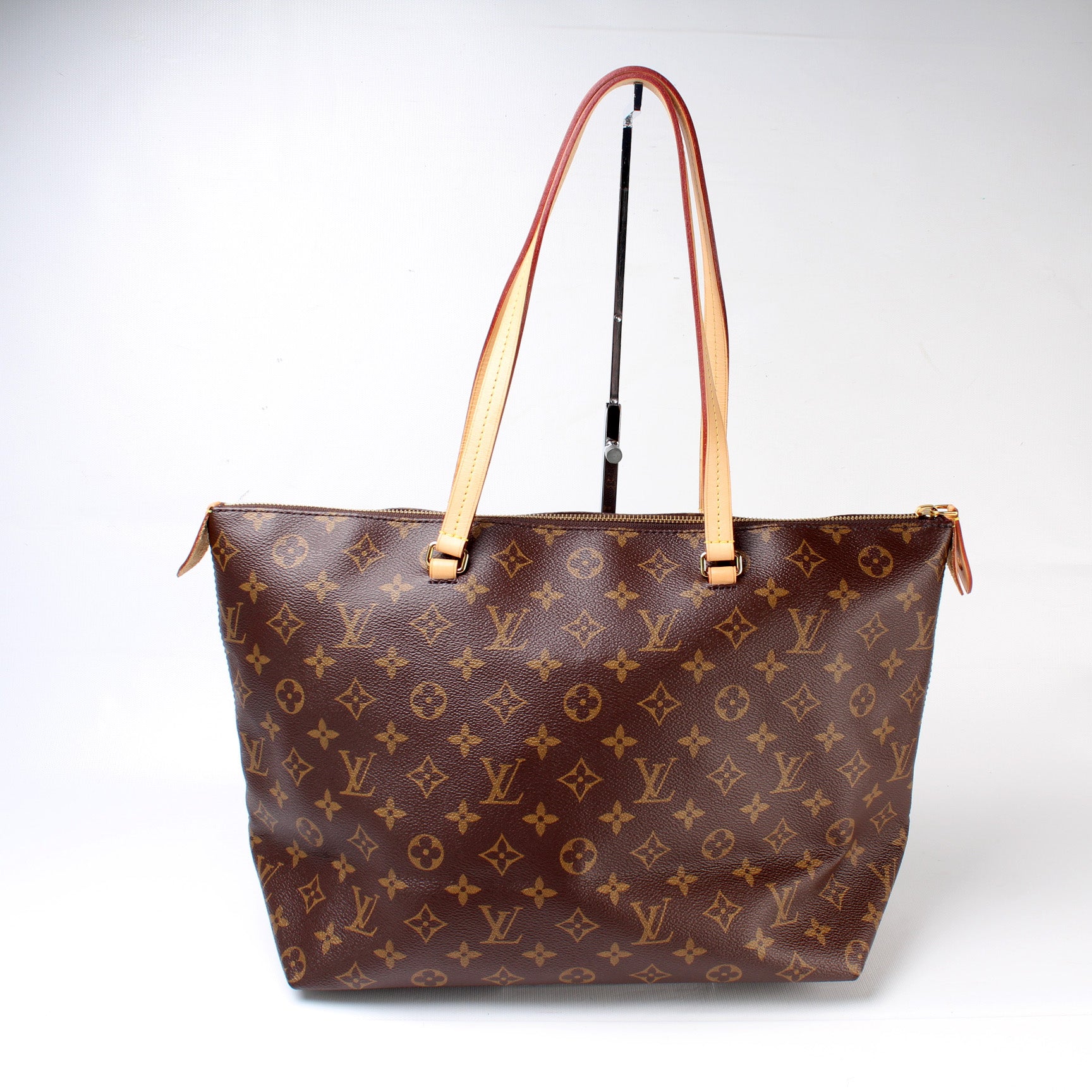 Louis Vuitton Iena MM Monogram Handbag Monogram 9